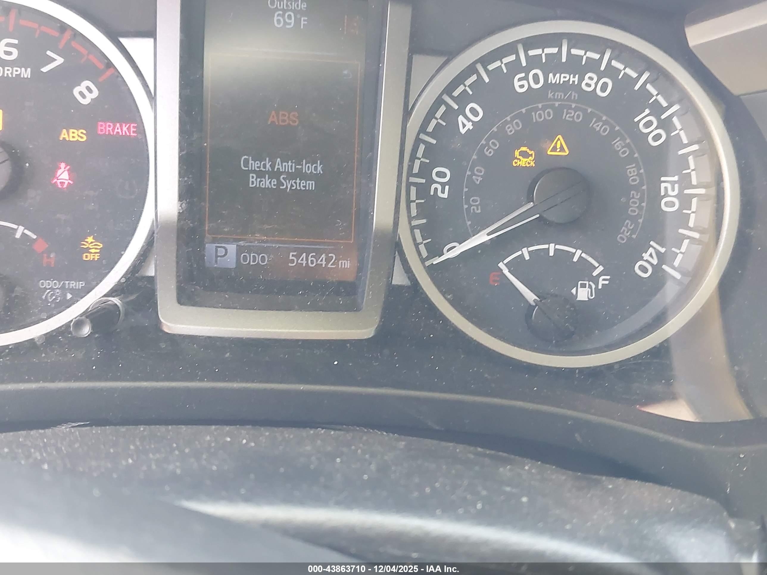 TOYOTA TACOMA image 7