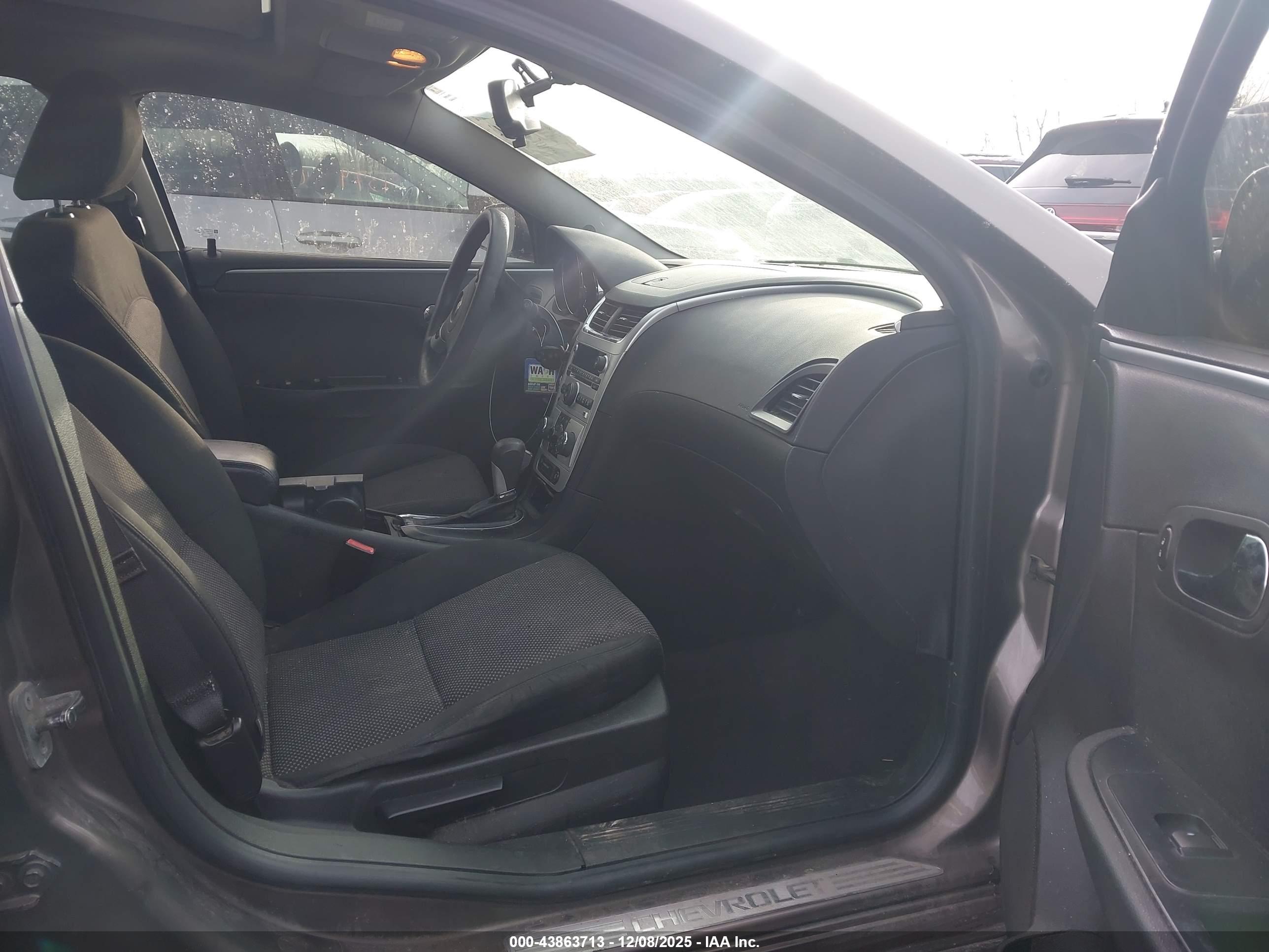 CHEVROLET MALIBU image 5
