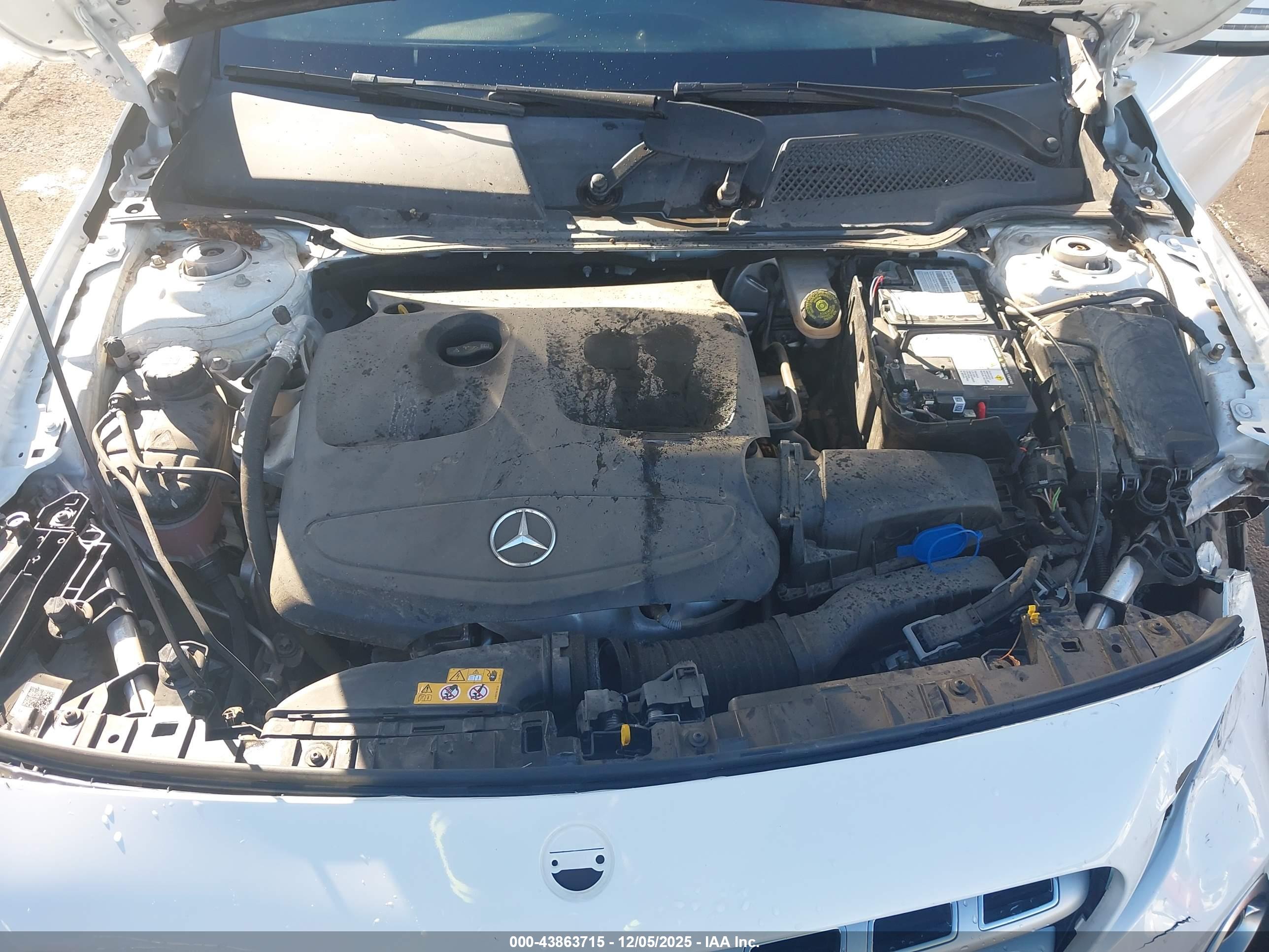 MERCEDES-BENZ GLA image 10