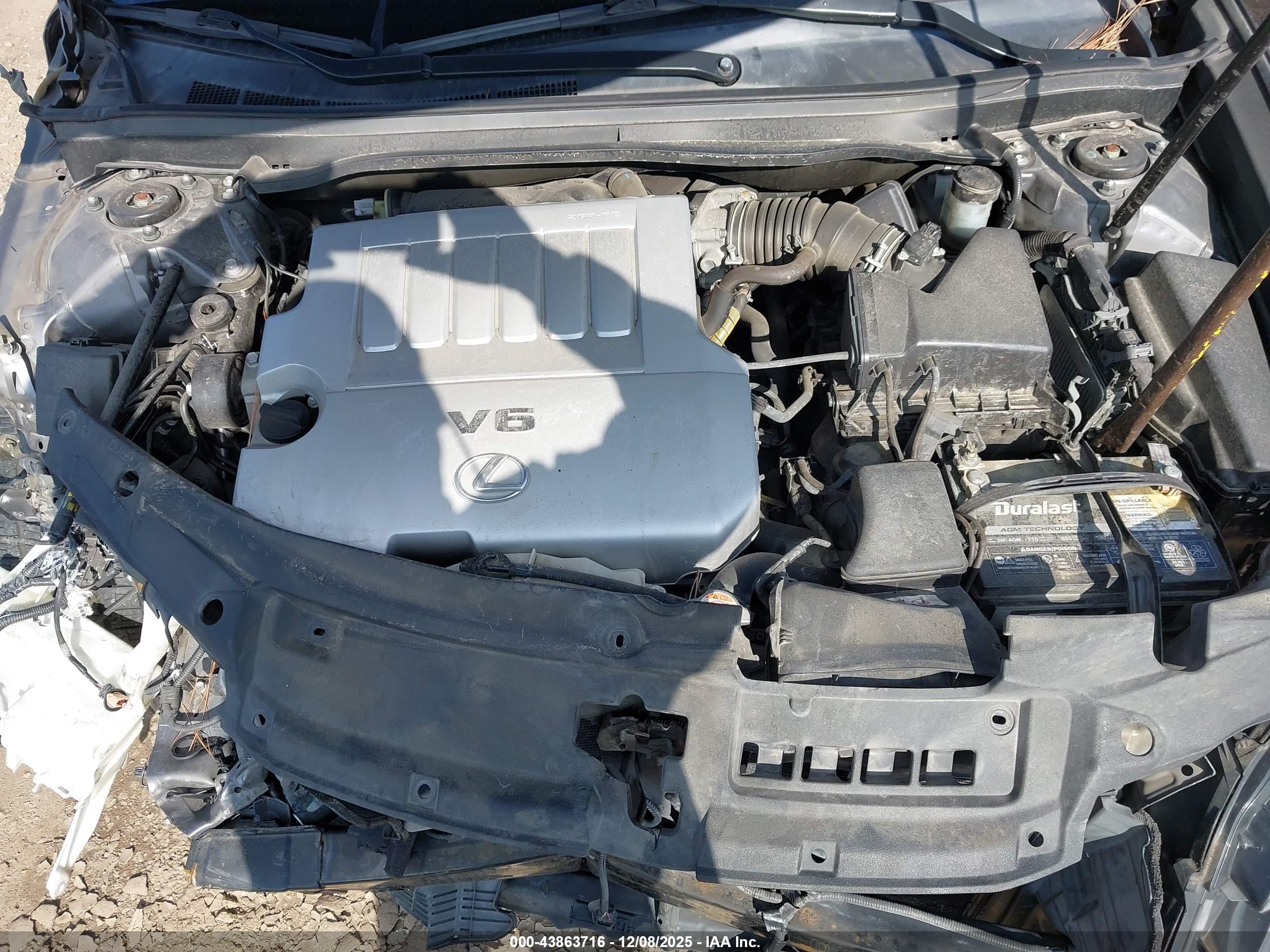 LEXUS ES image 10