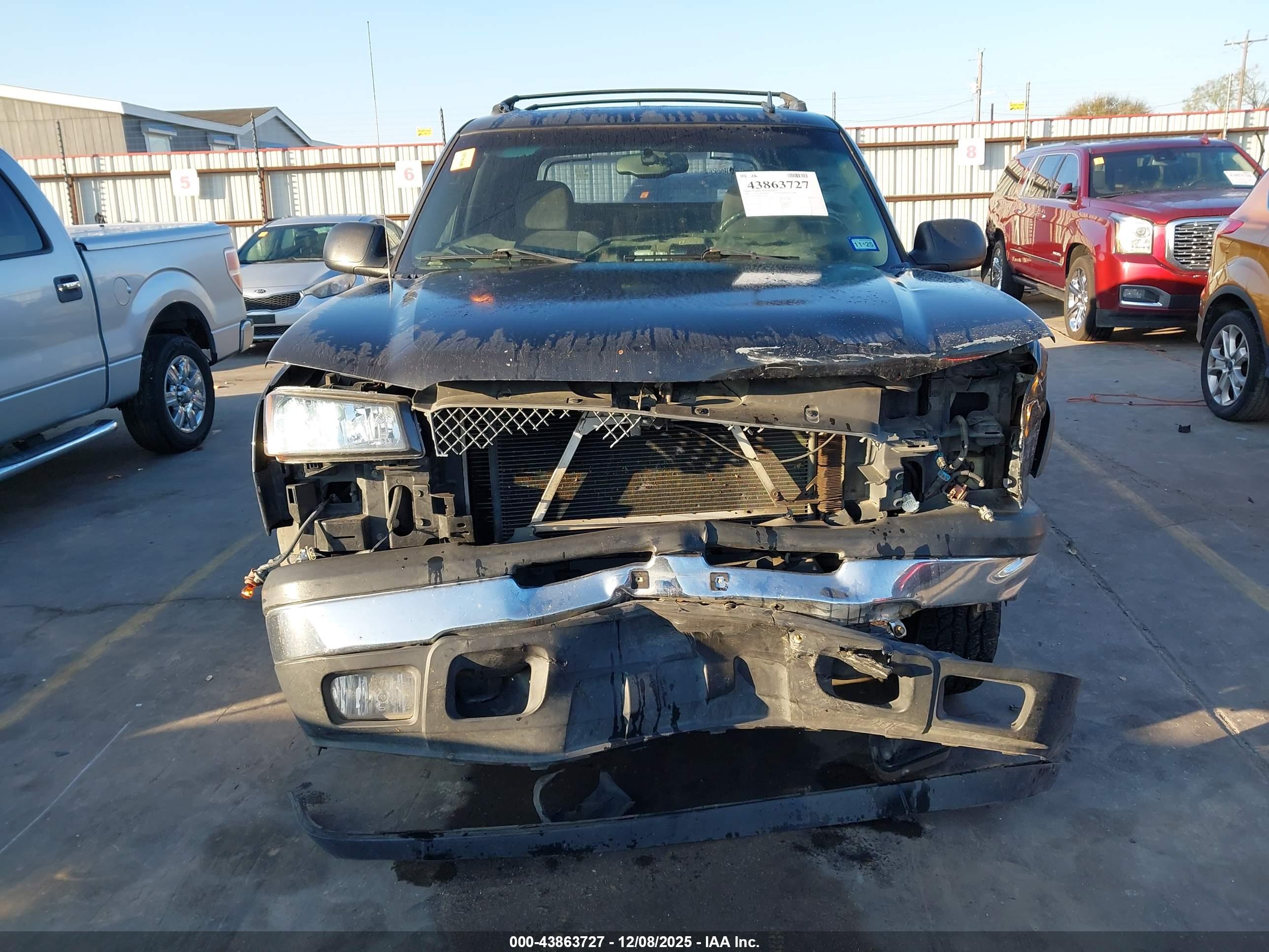 CHEVROLET AVALANCHE image 6