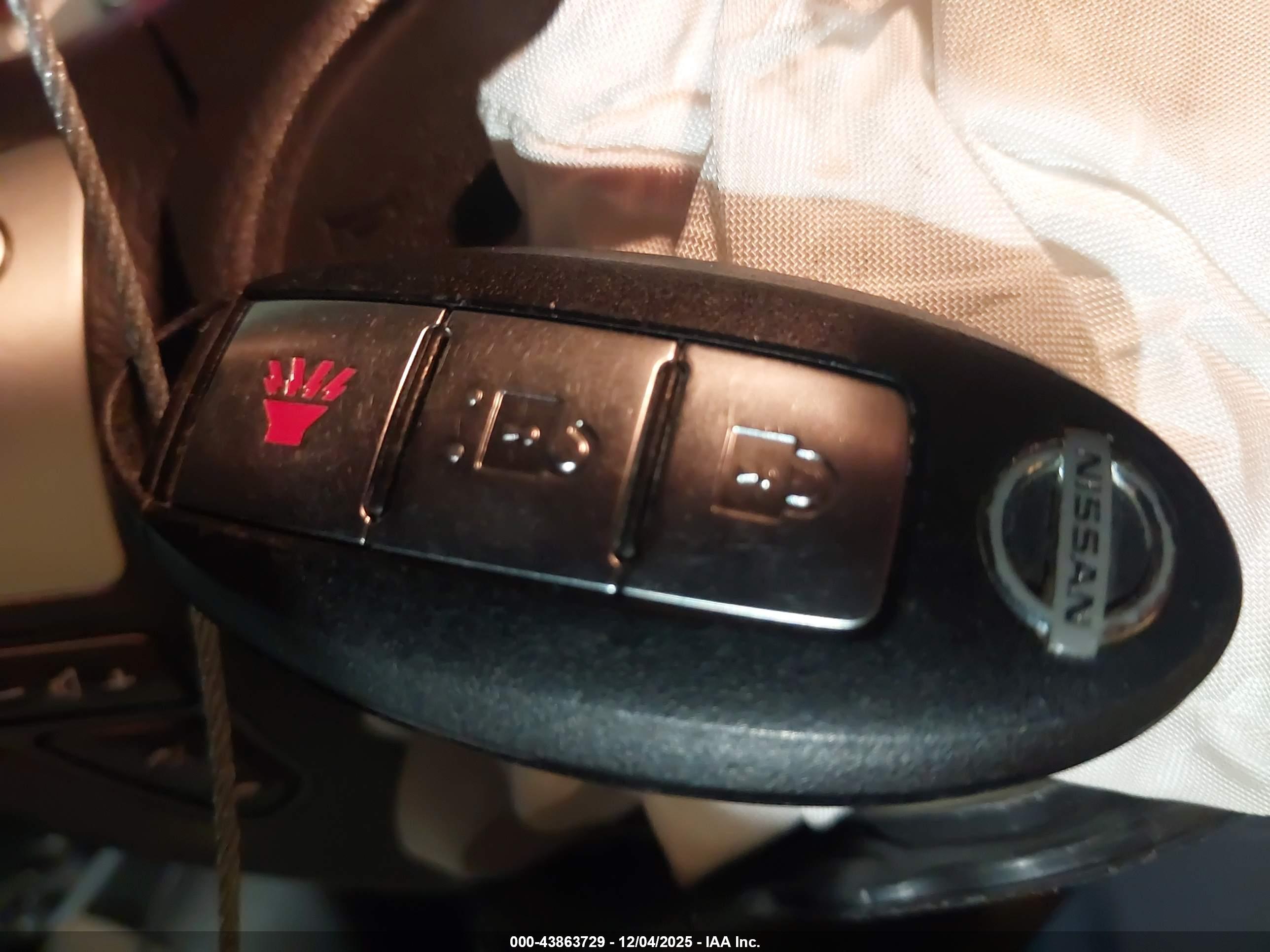 NISSAN JUKE image 11