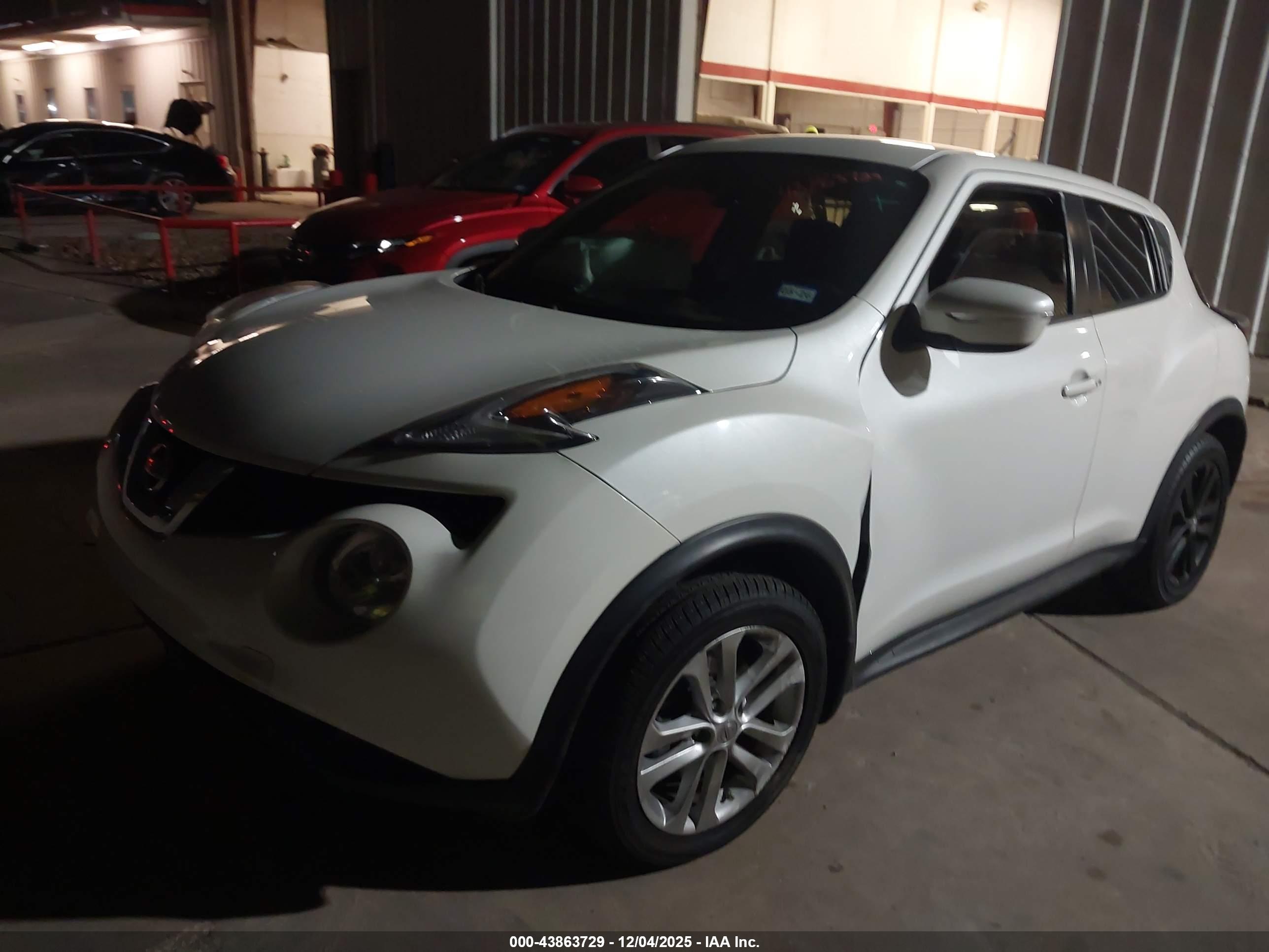 NISSAN JUKE image 2