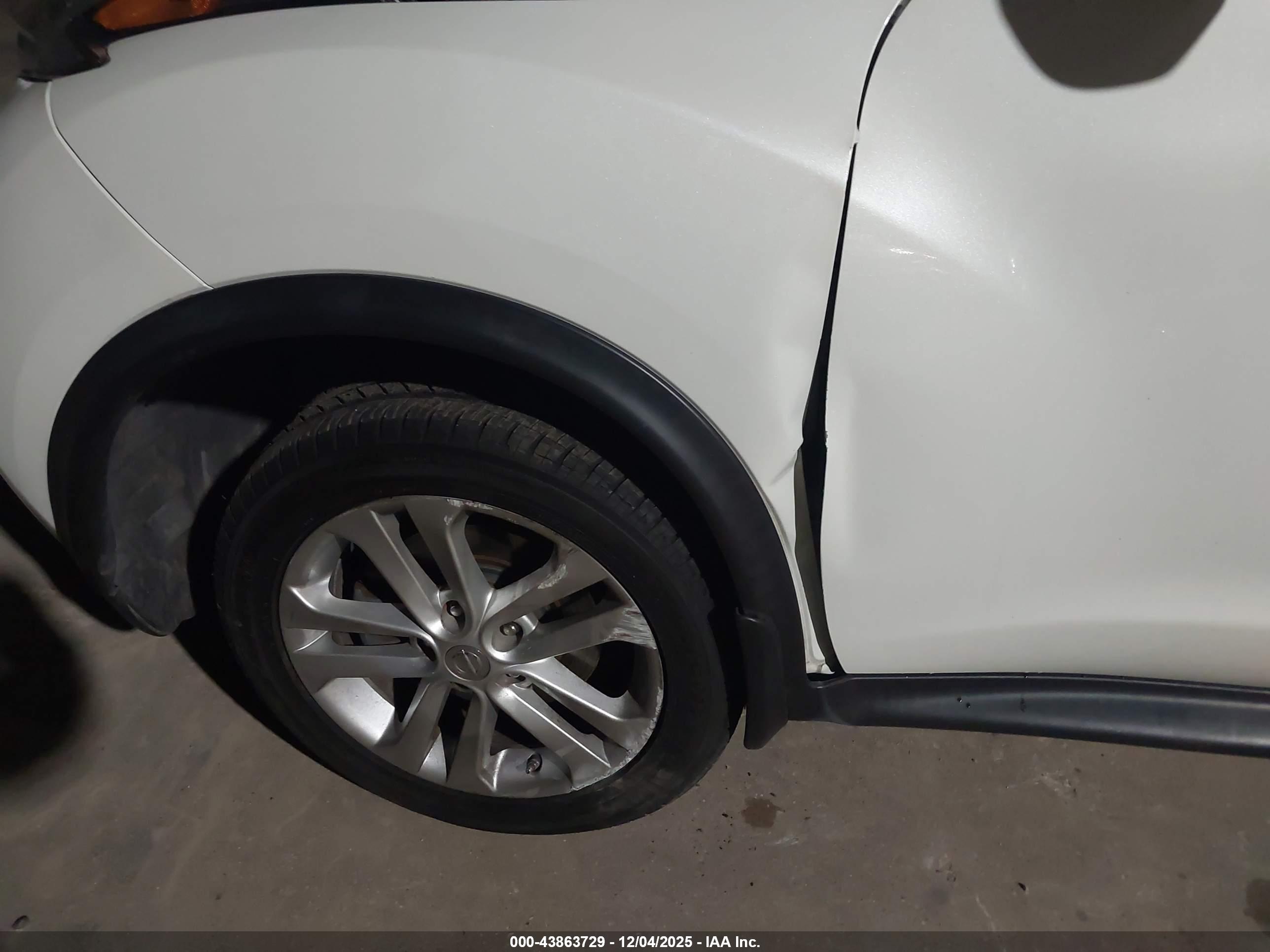 NISSAN JUKE image 6