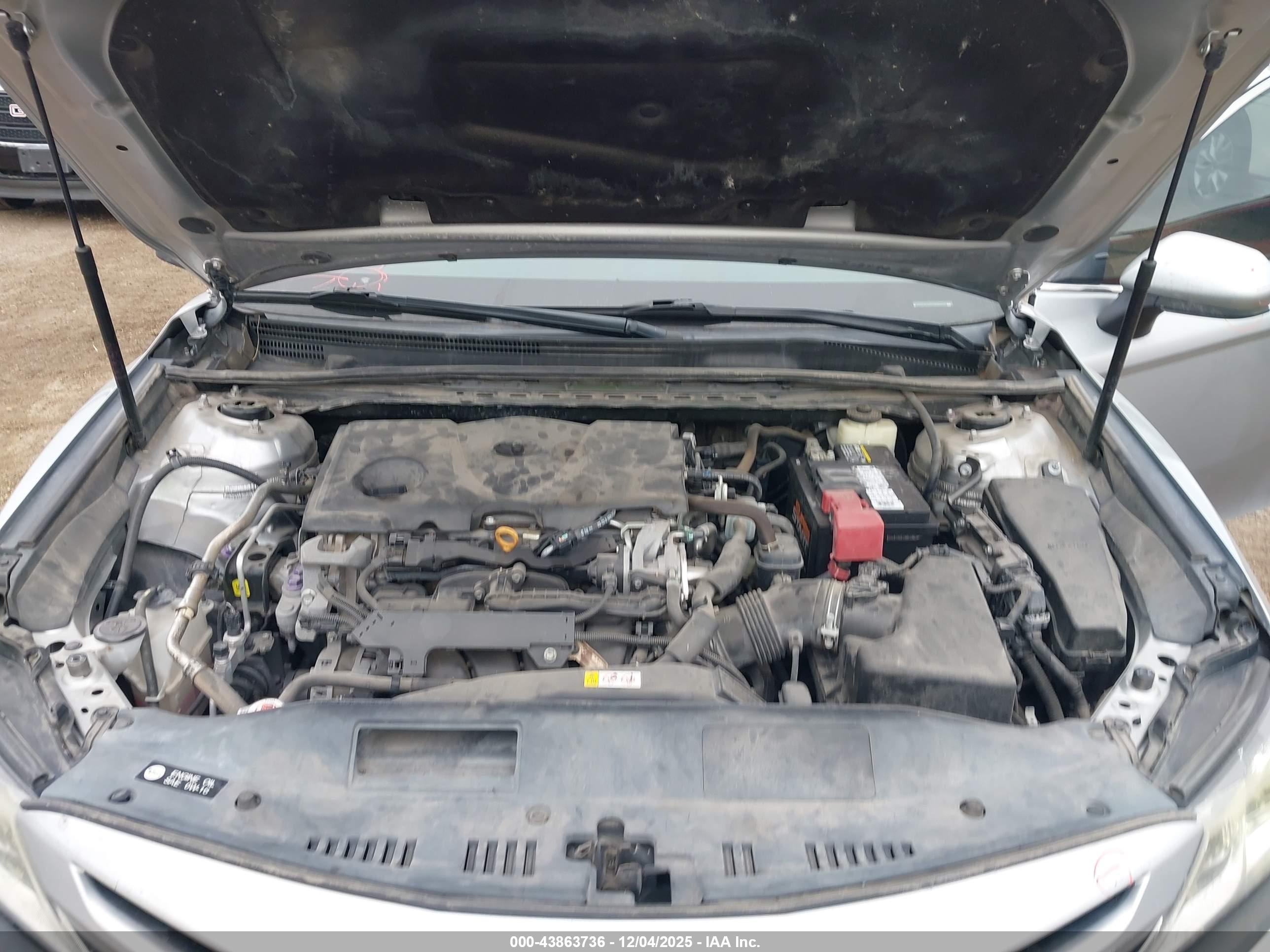 TOYOTA CAMRY image 10