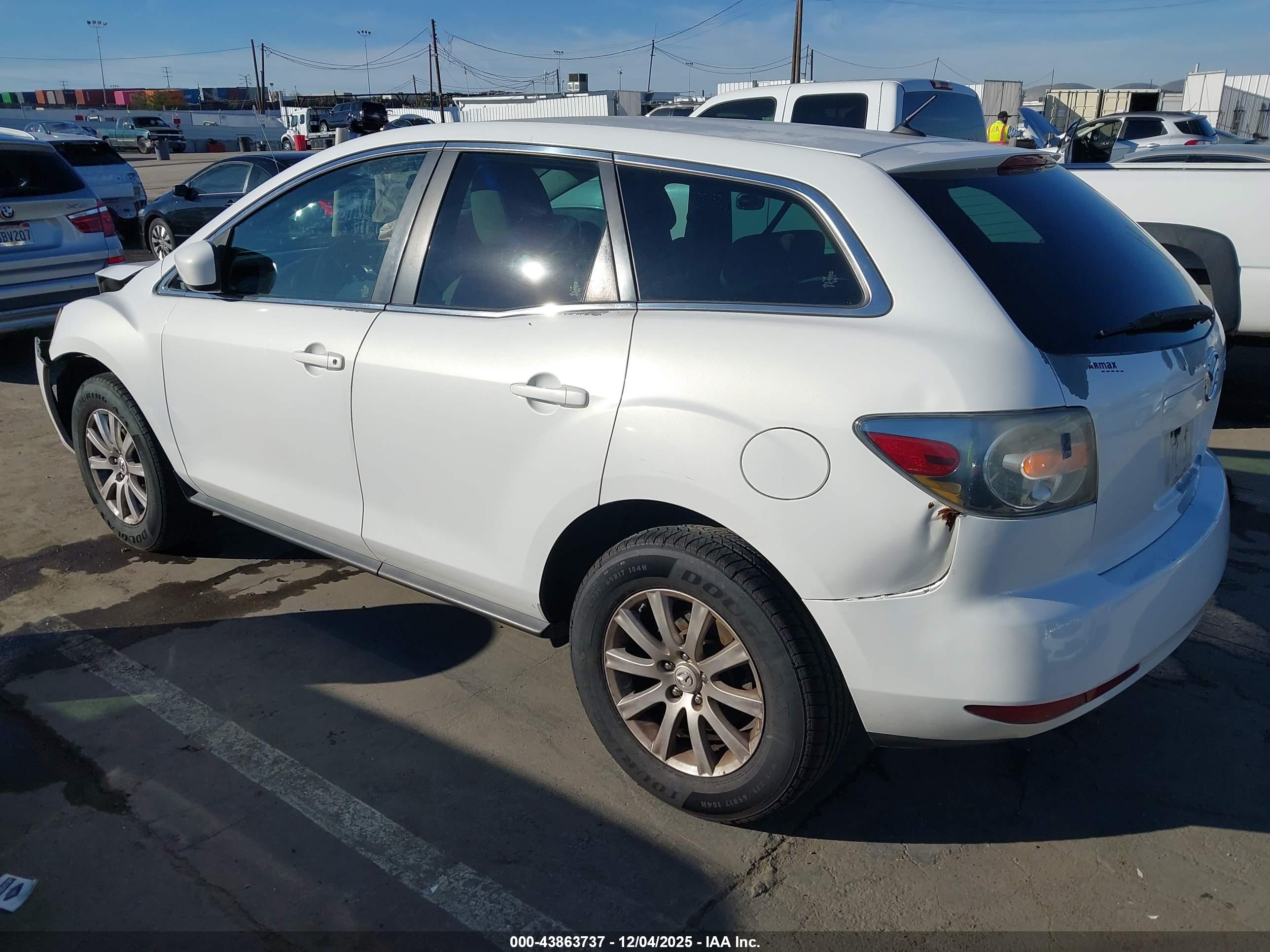 MAZDA CX-7 image 3
