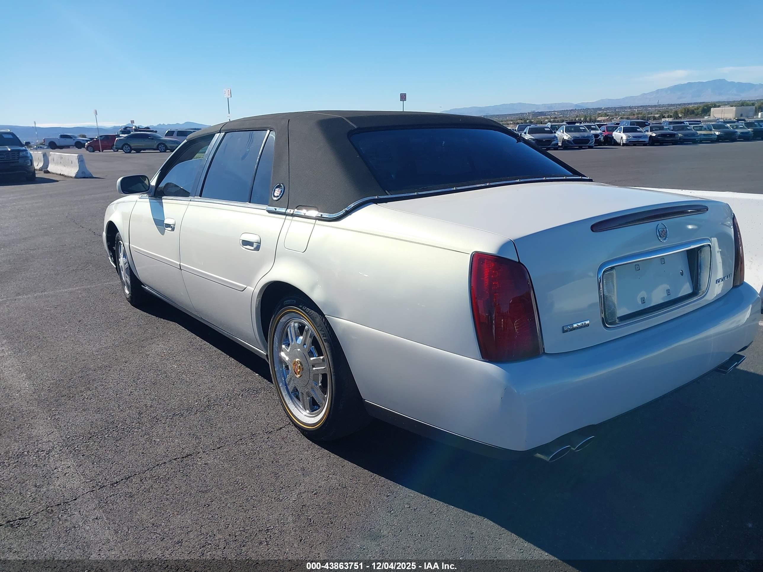 CADILLAC DEVILLE image 3