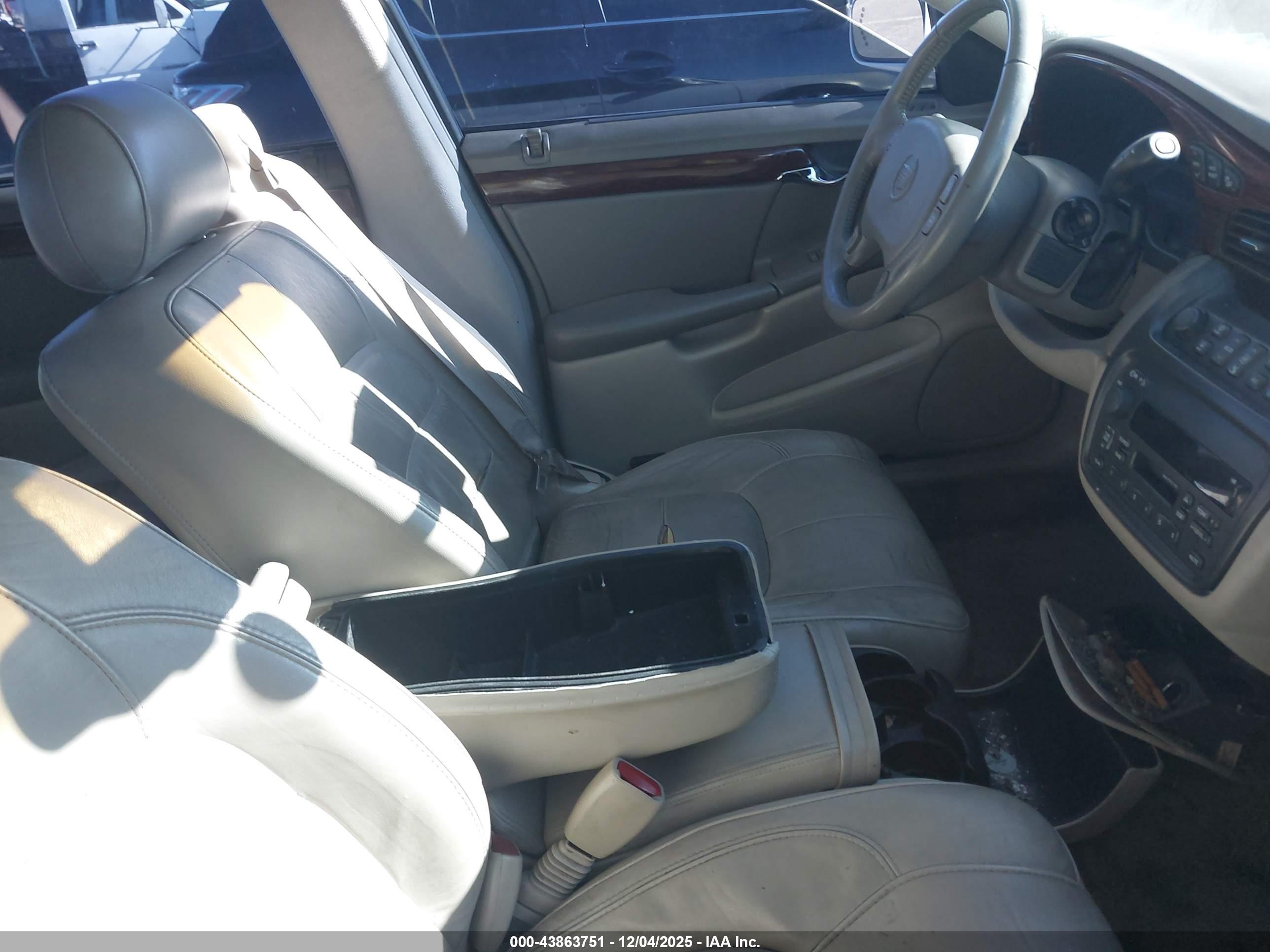 CADILLAC DEVILLE image 5