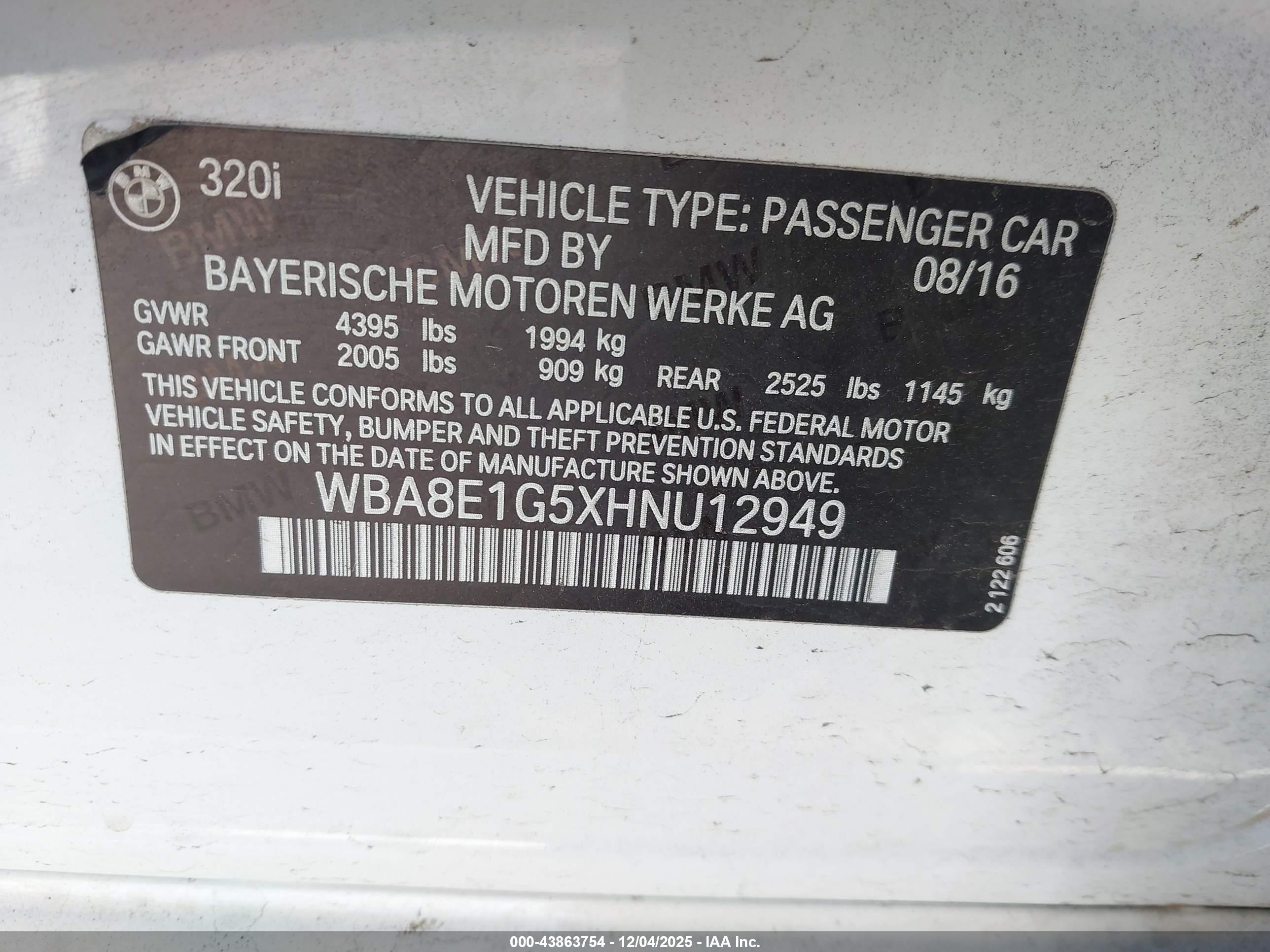 BMW 320I image 9