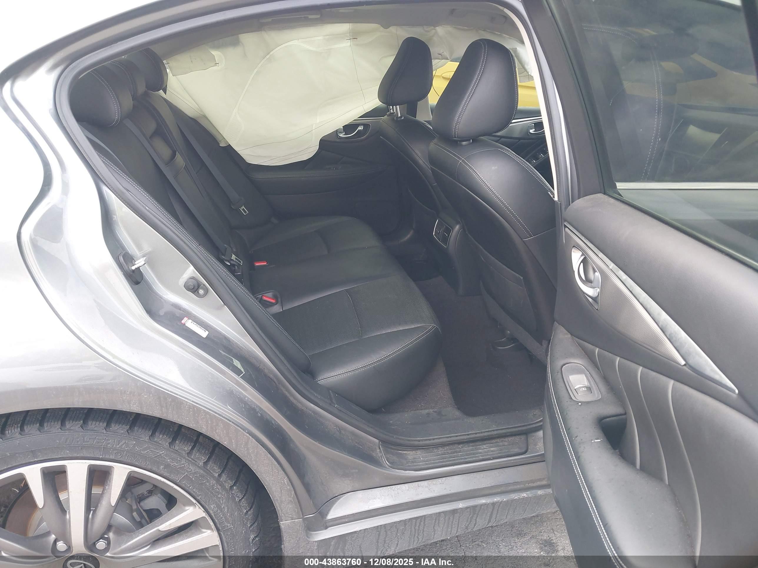 INFINITI Q50 image 8