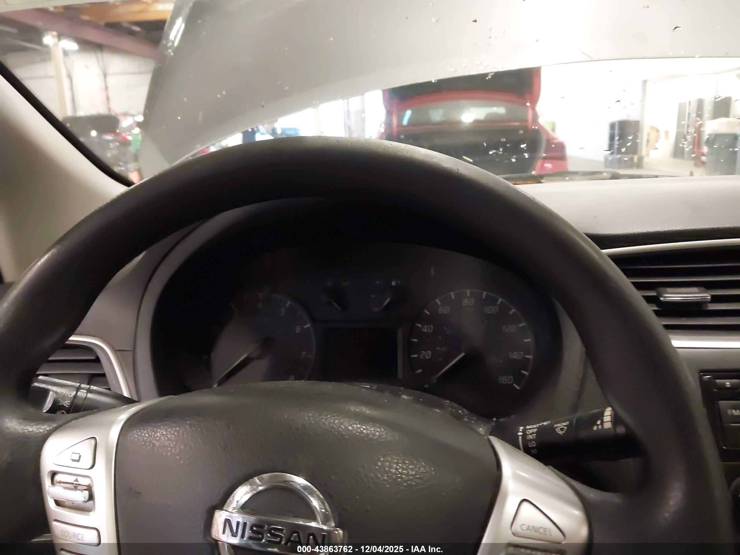 NISSAN SENTRA image 7