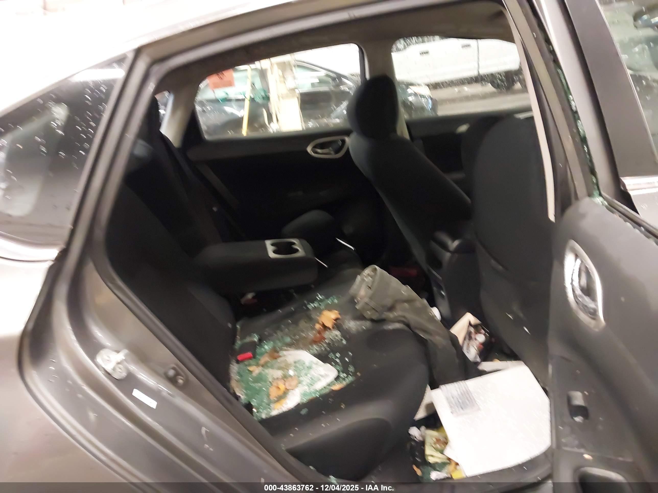 NISSAN SENTRA image 8