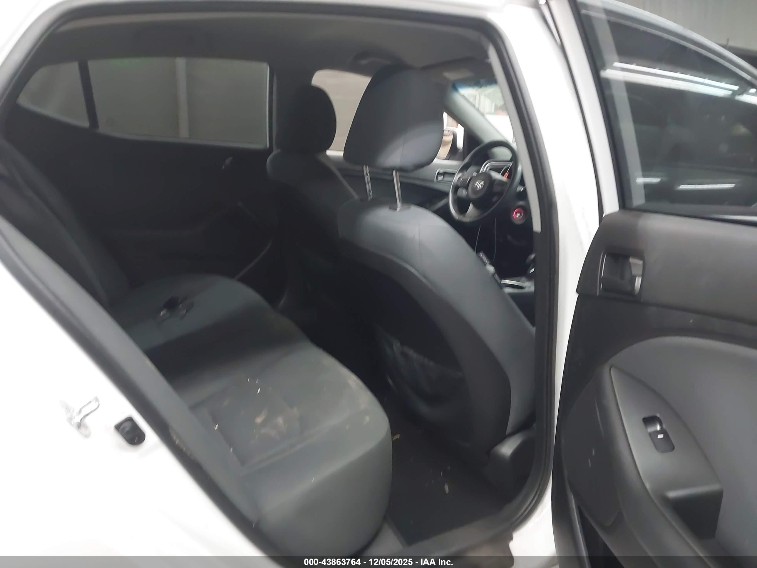 KIA OPTIMA image 8