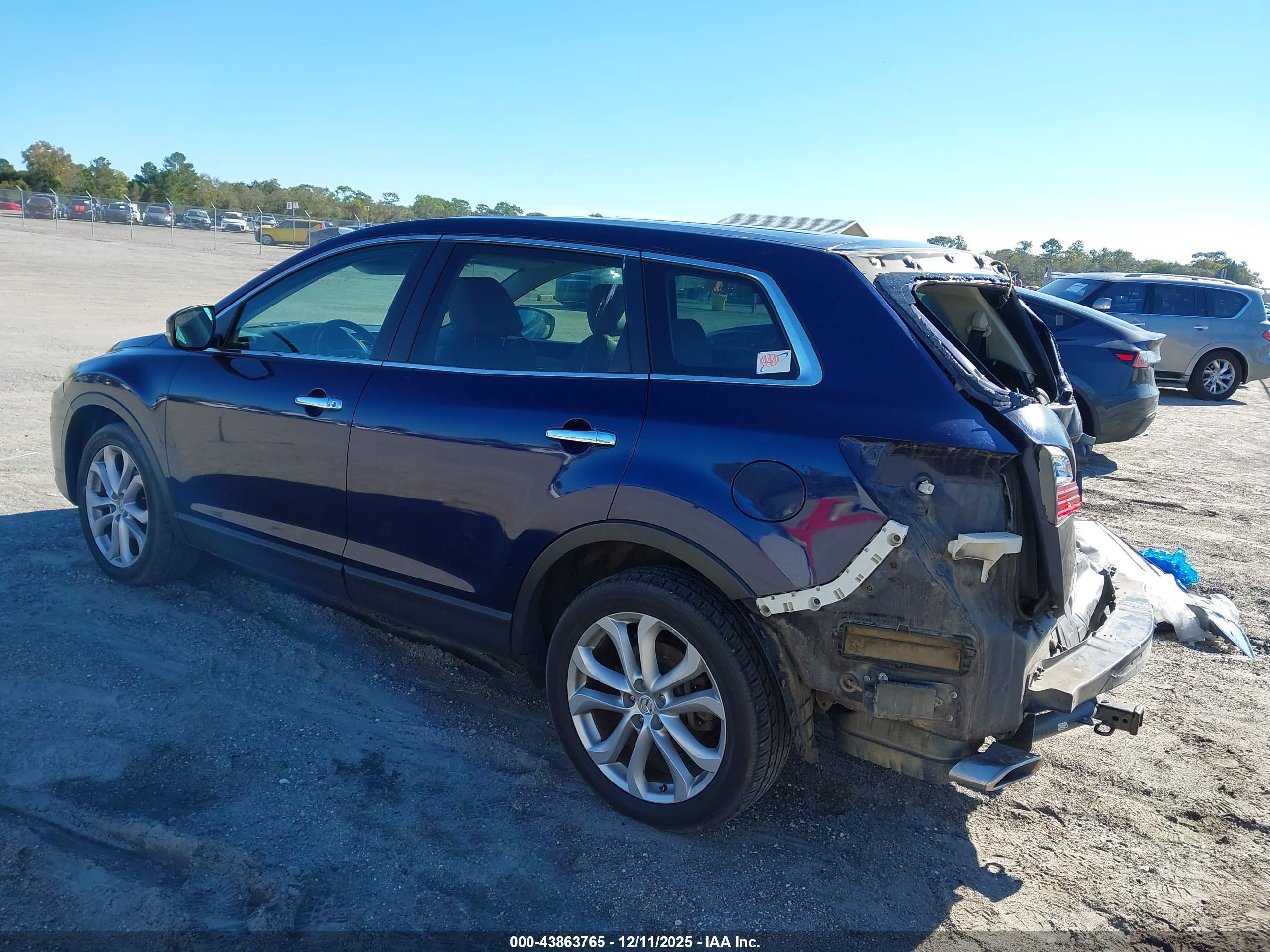 MAZDA CX-9 image 3
