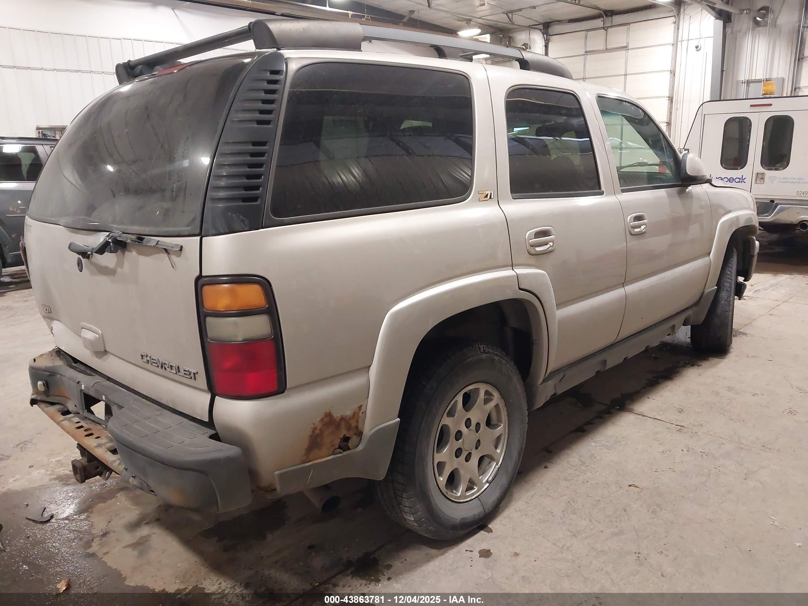 CHEVROLET TAHOE image 4