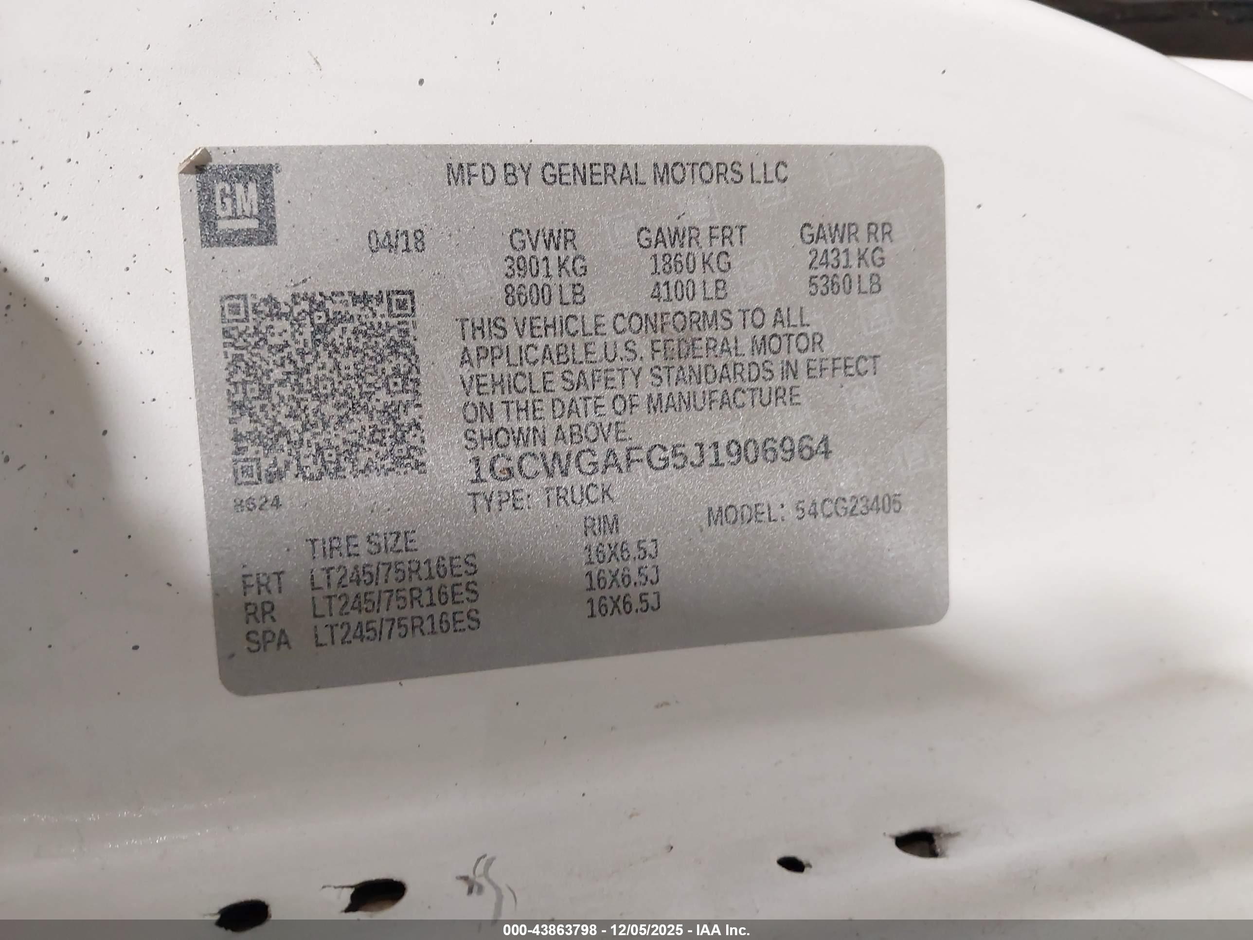 CHEVROLET EXPRESS image 9
