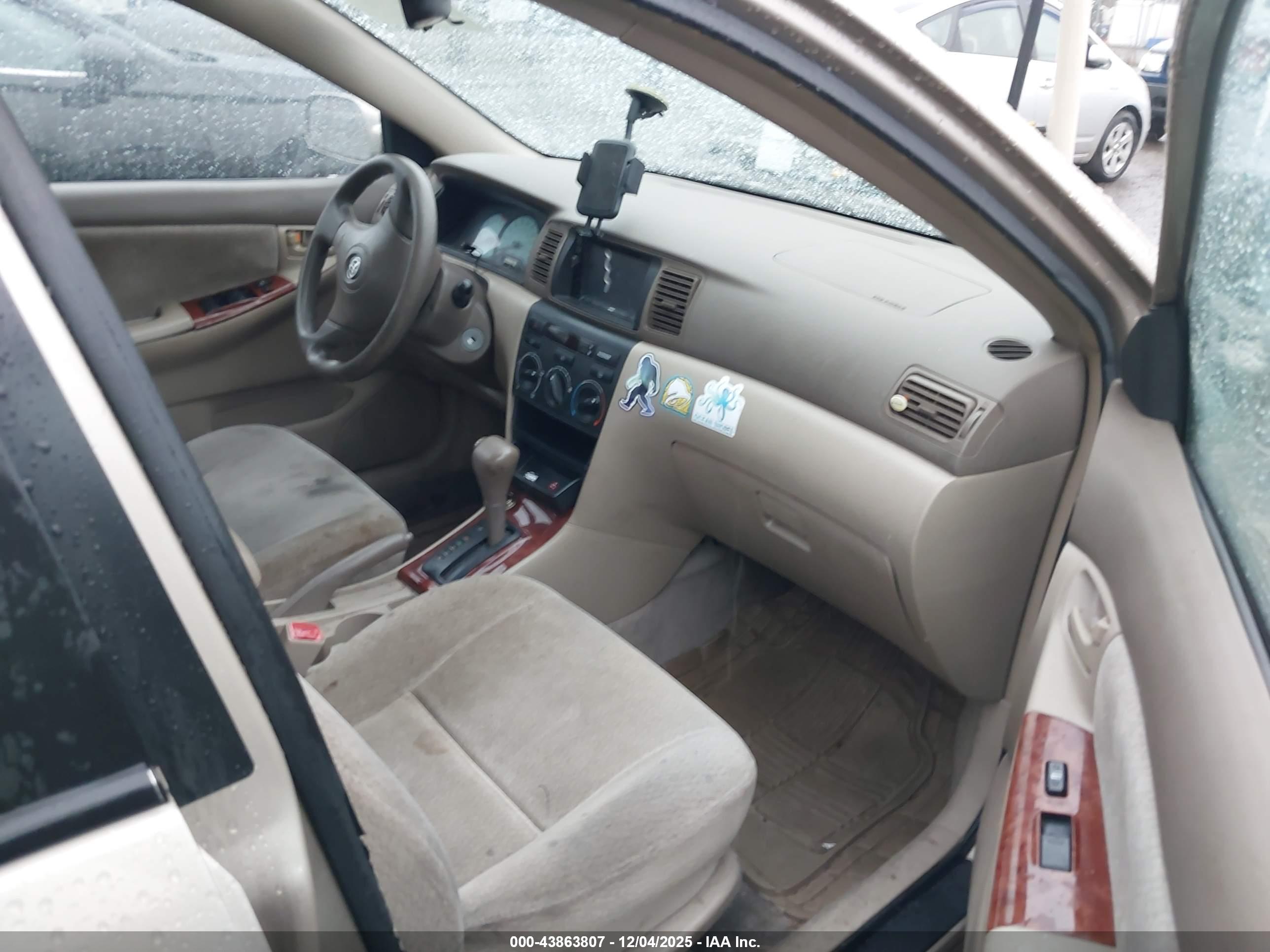 TOYOTA COROLLA image 5