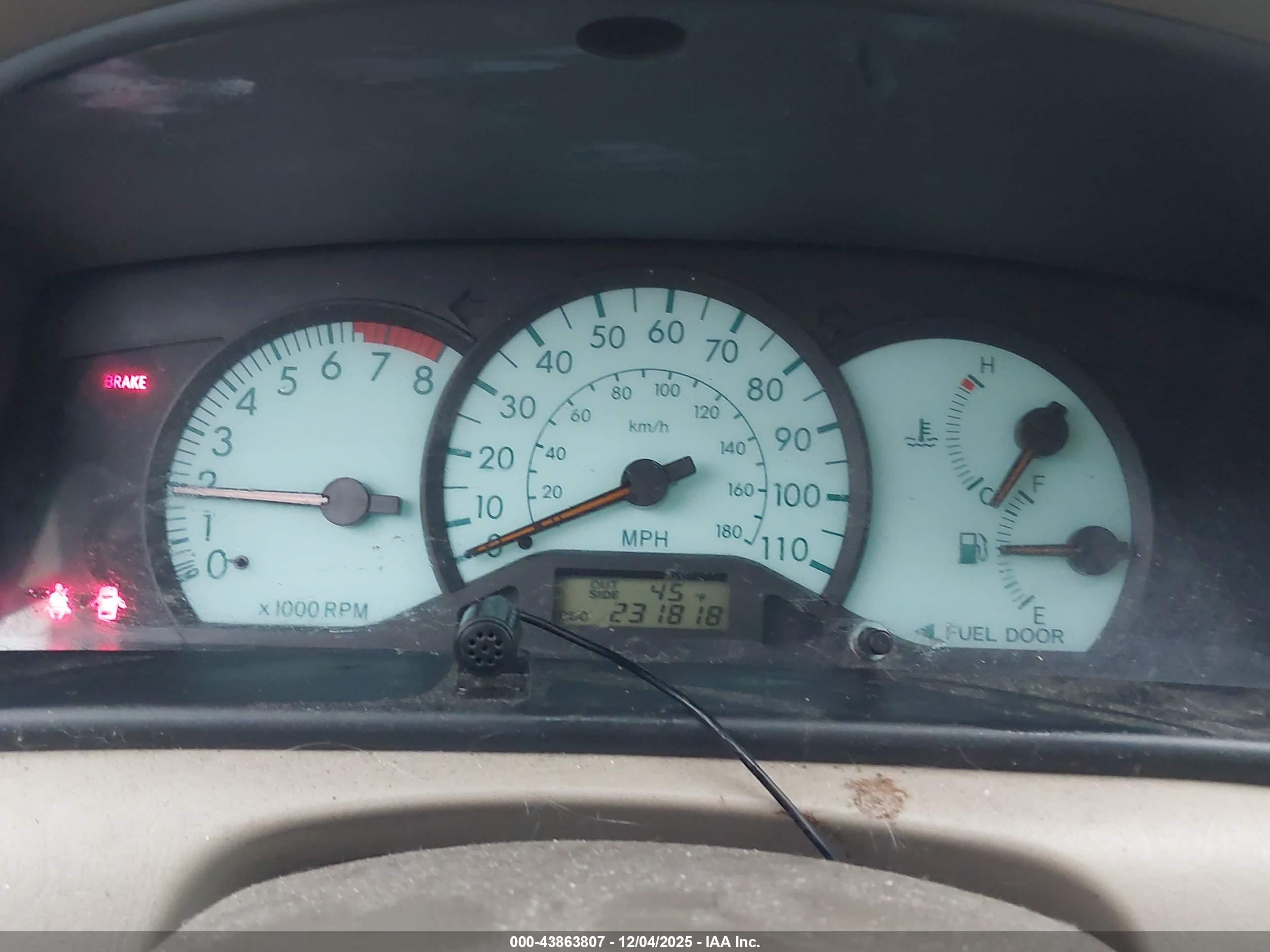 TOYOTA COROLLA image 7
