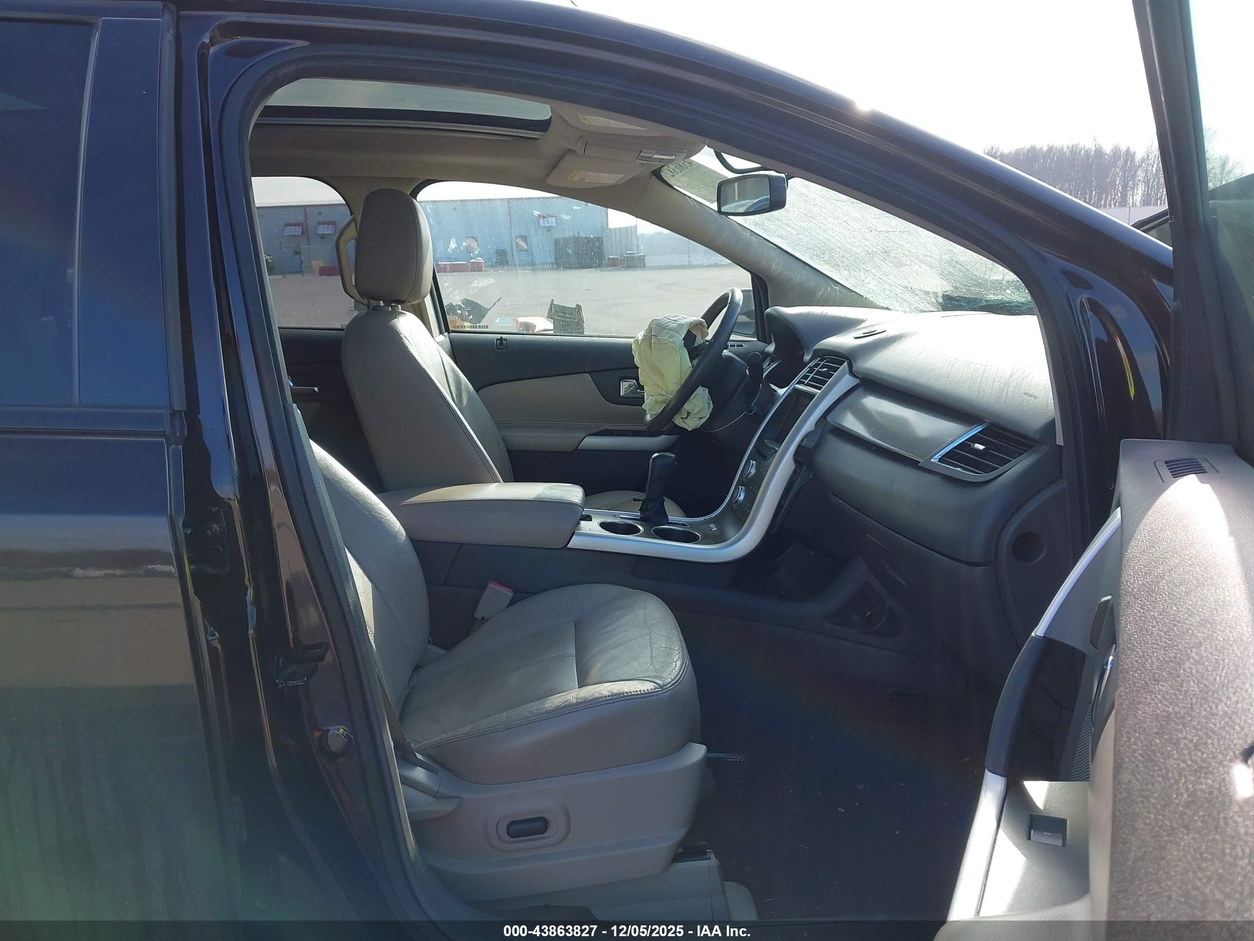 FORD EDGE image 5