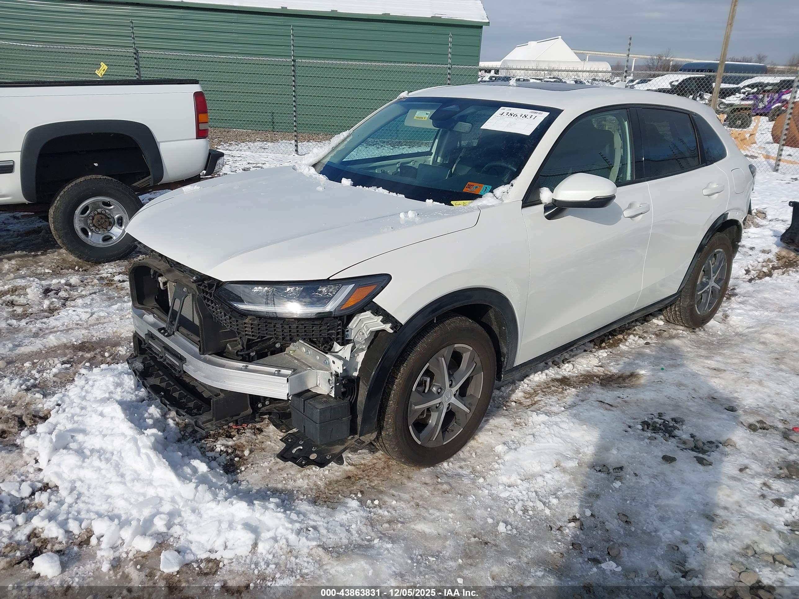 HONDA HR-V image 2