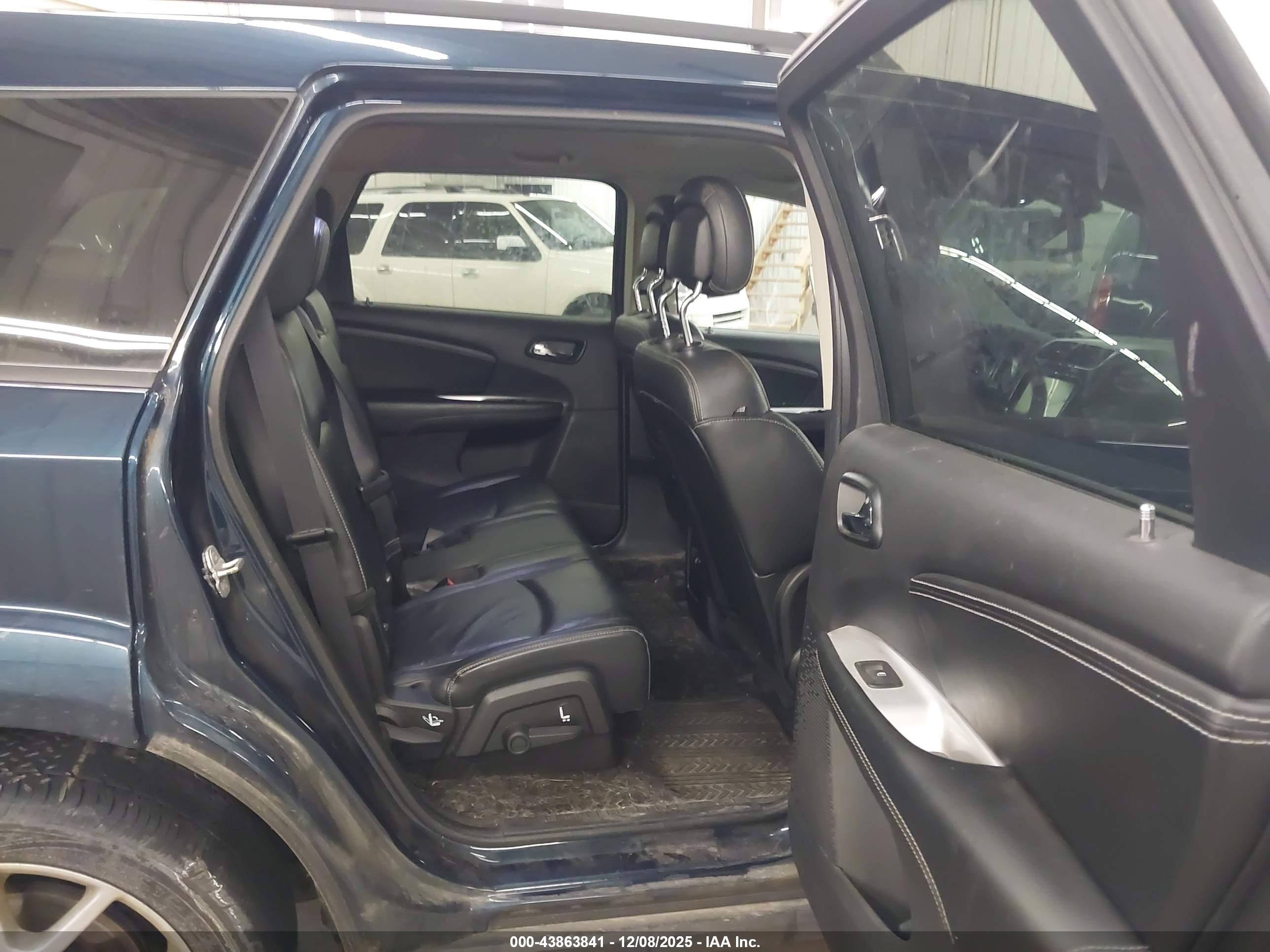 DODGE JOURNEY image 8