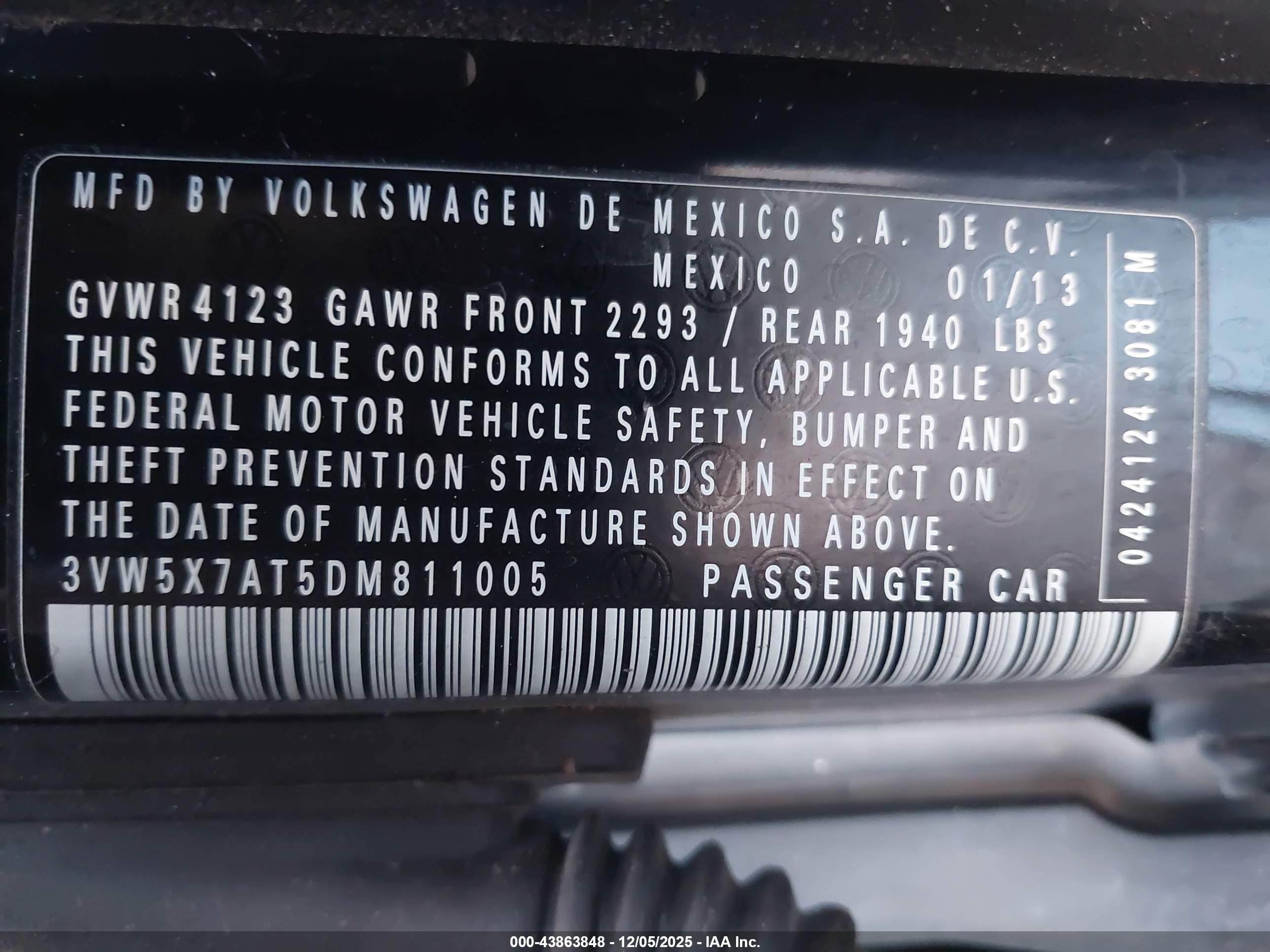VOLKSWAGEN BEETLE image 9