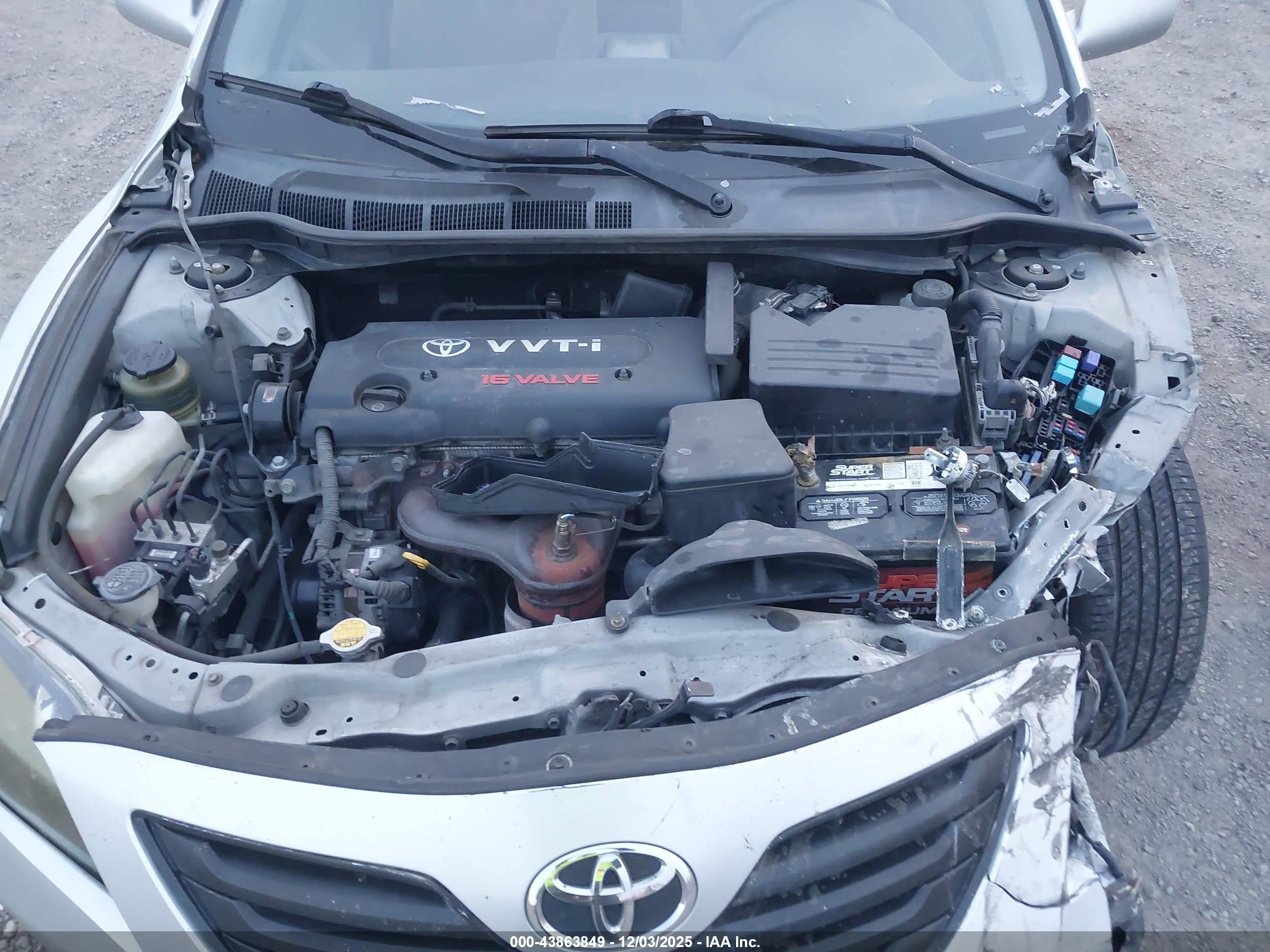 TOYOTA CAMRY image 10