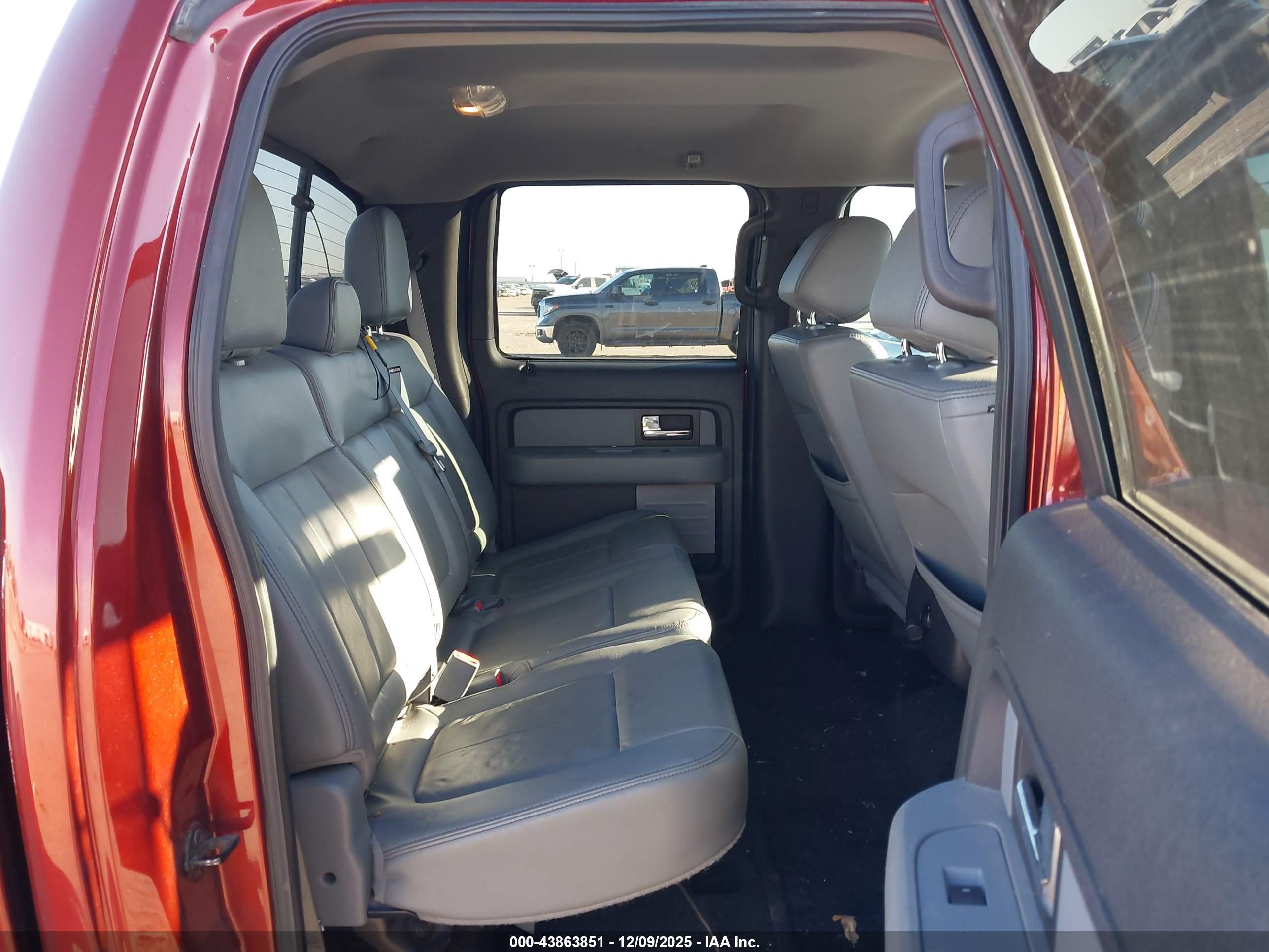 FORD F-150 image 8