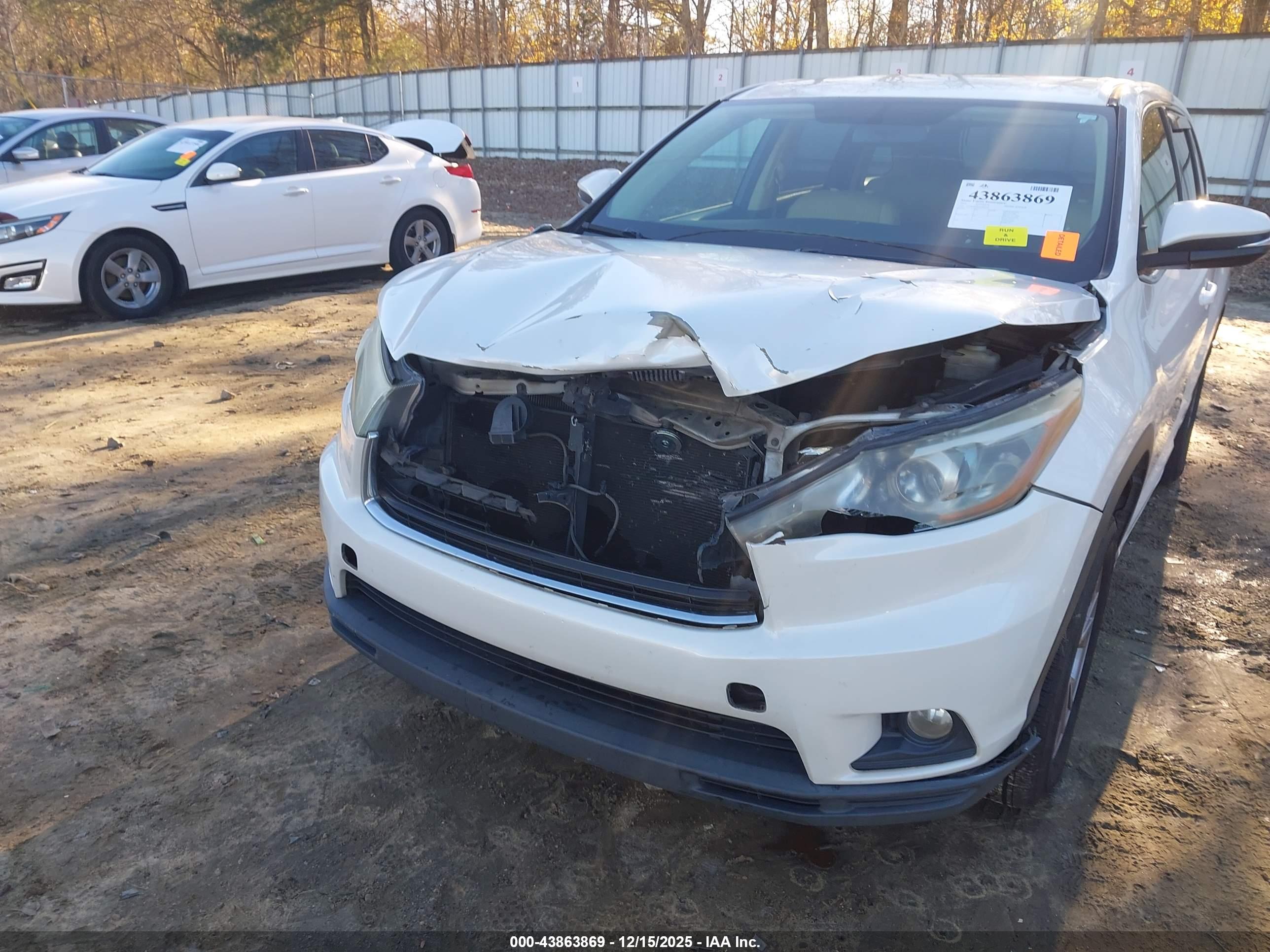 TOYOTA HIGHLANDER image 6