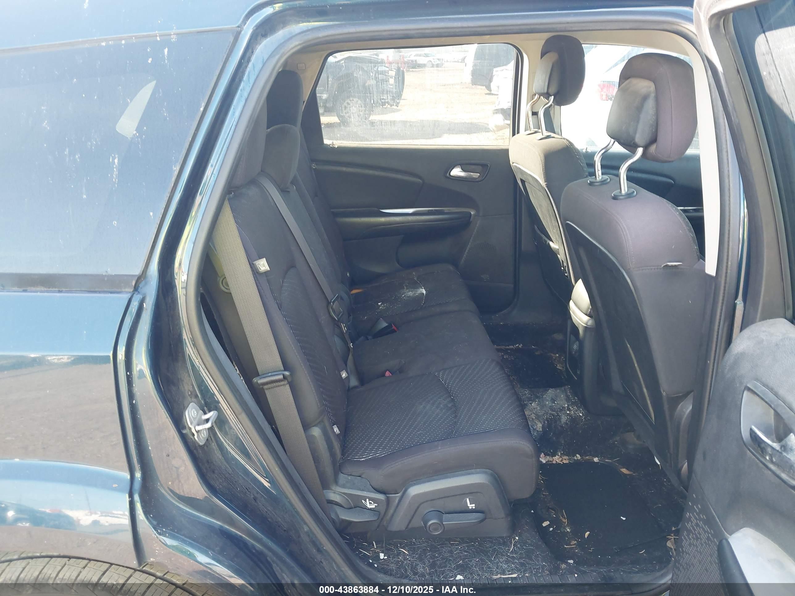 DODGE JOURNEY image 8