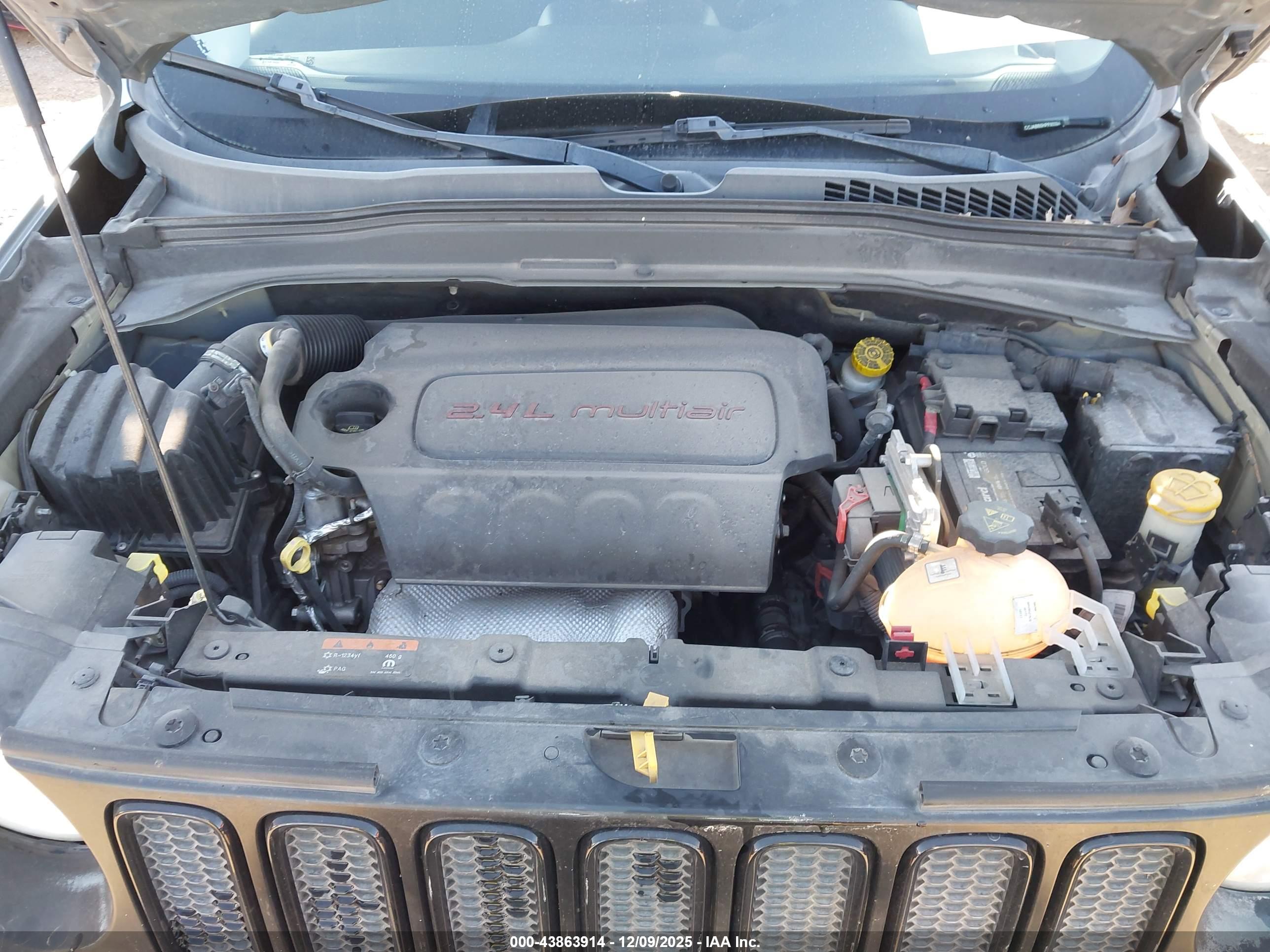 JEEP RENEGADE image 10