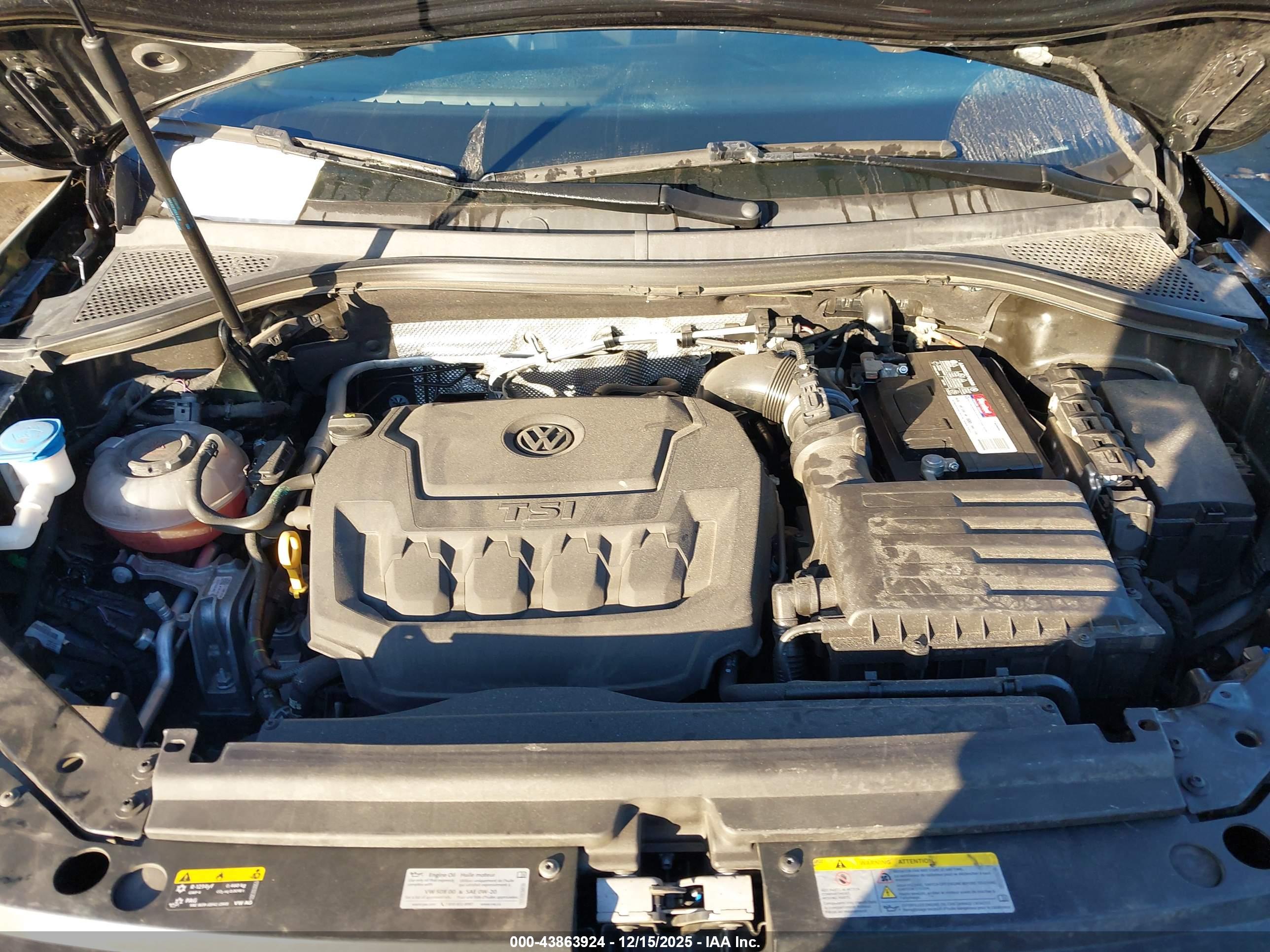 VOLKSWAGEN TIGUAN image 10