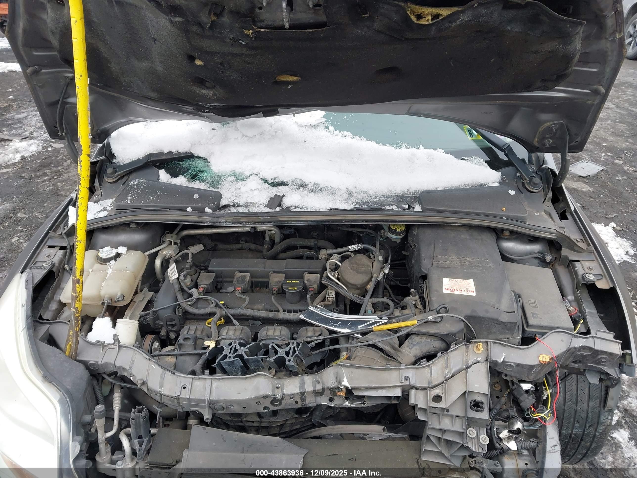 FORD FOCUS image 10