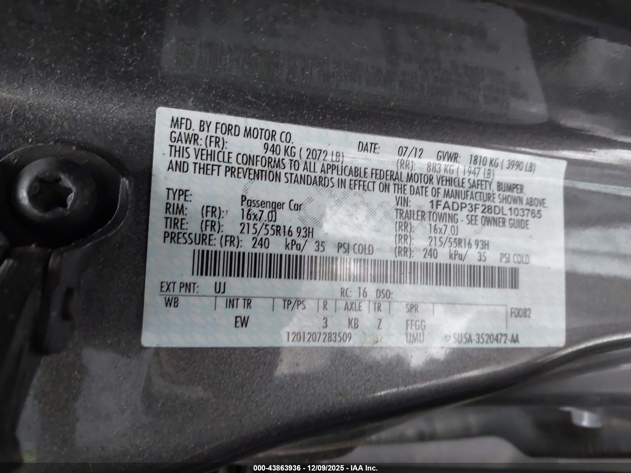 FORD FOCUS image 9