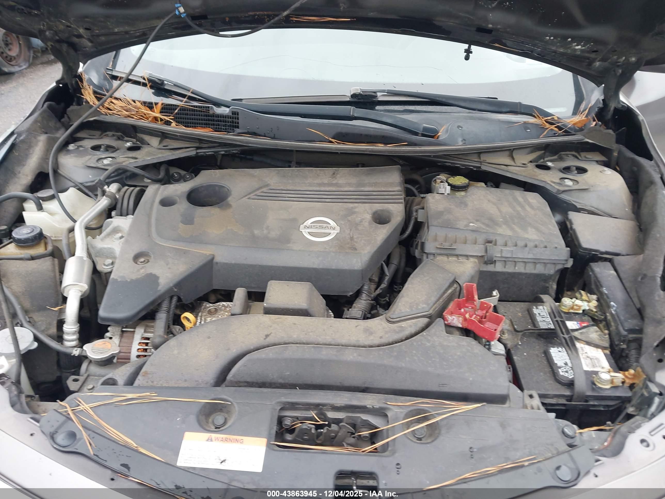 NISSAN ALTIMA image 10