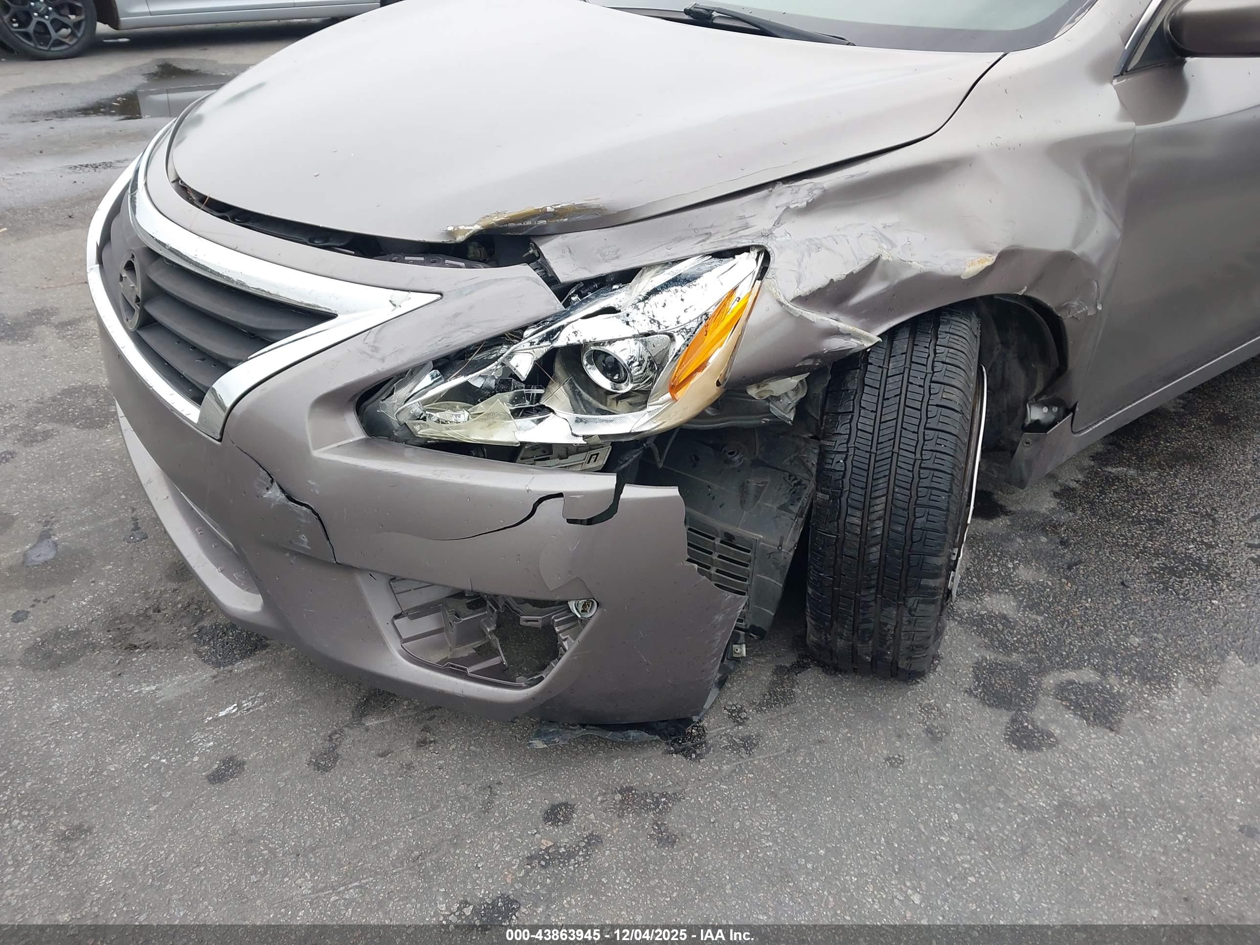 NISSAN ALTIMA image 6
