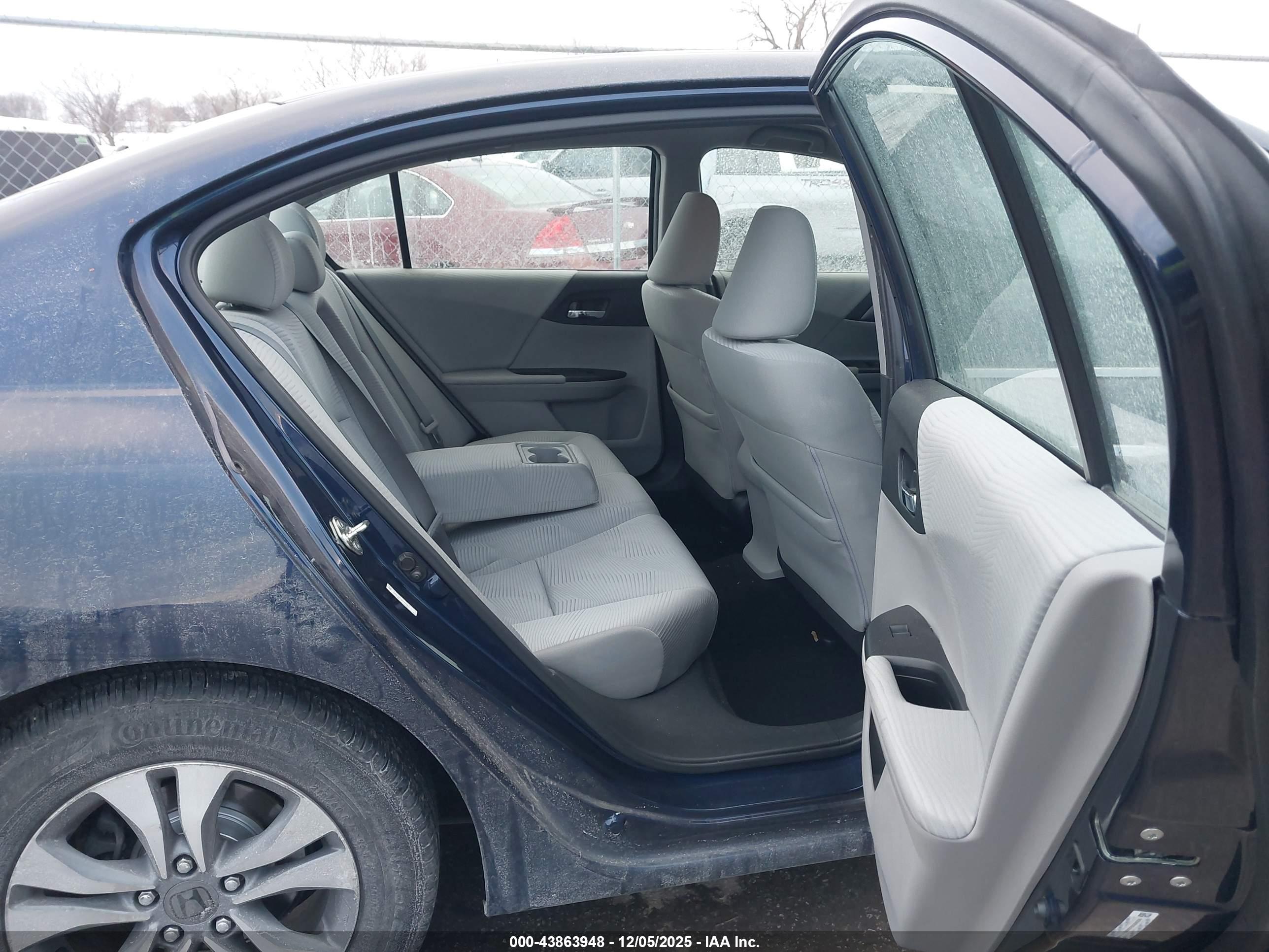HONDA ACCORD image 8