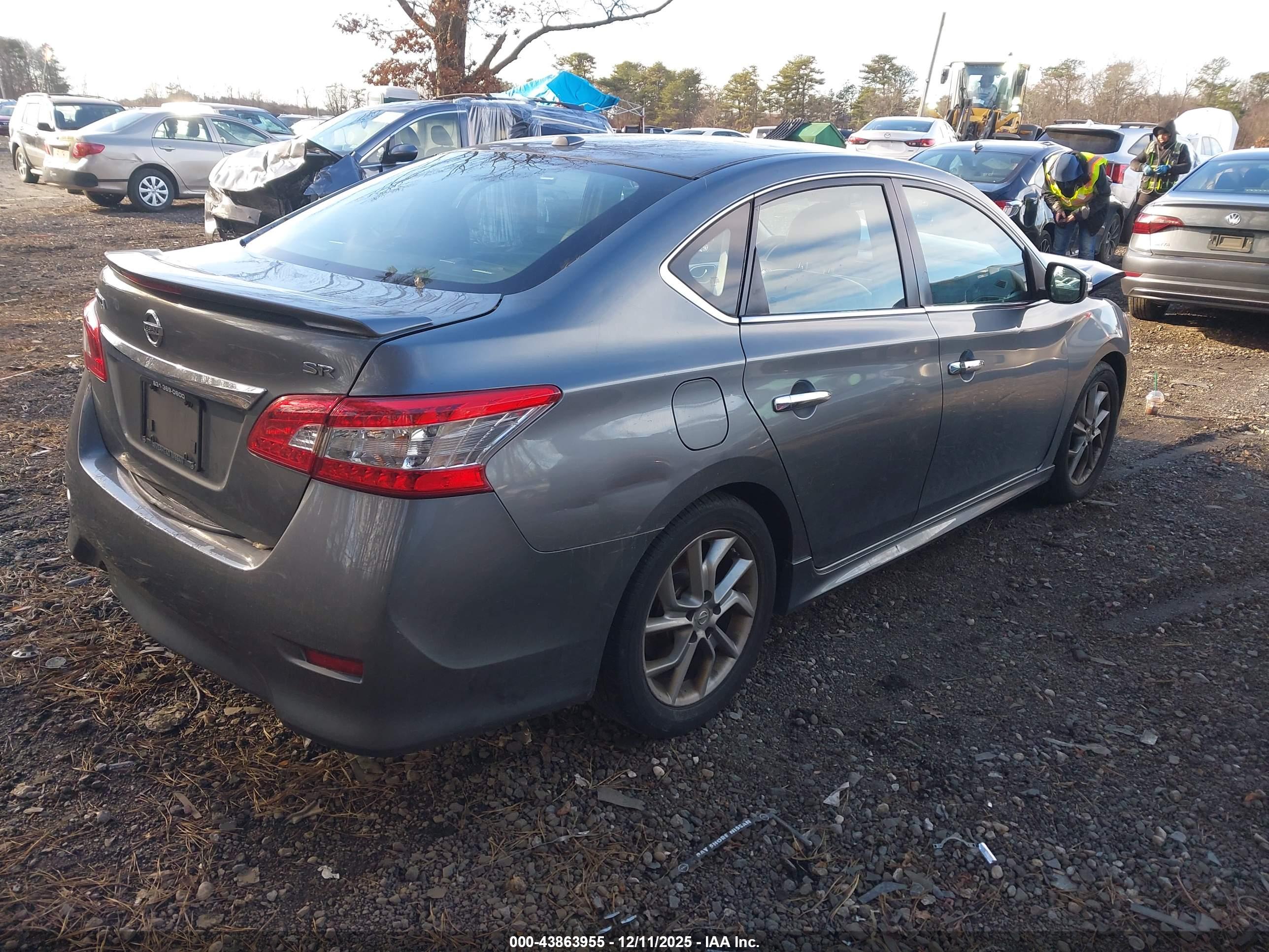 NISSAN SENTRA image 4
