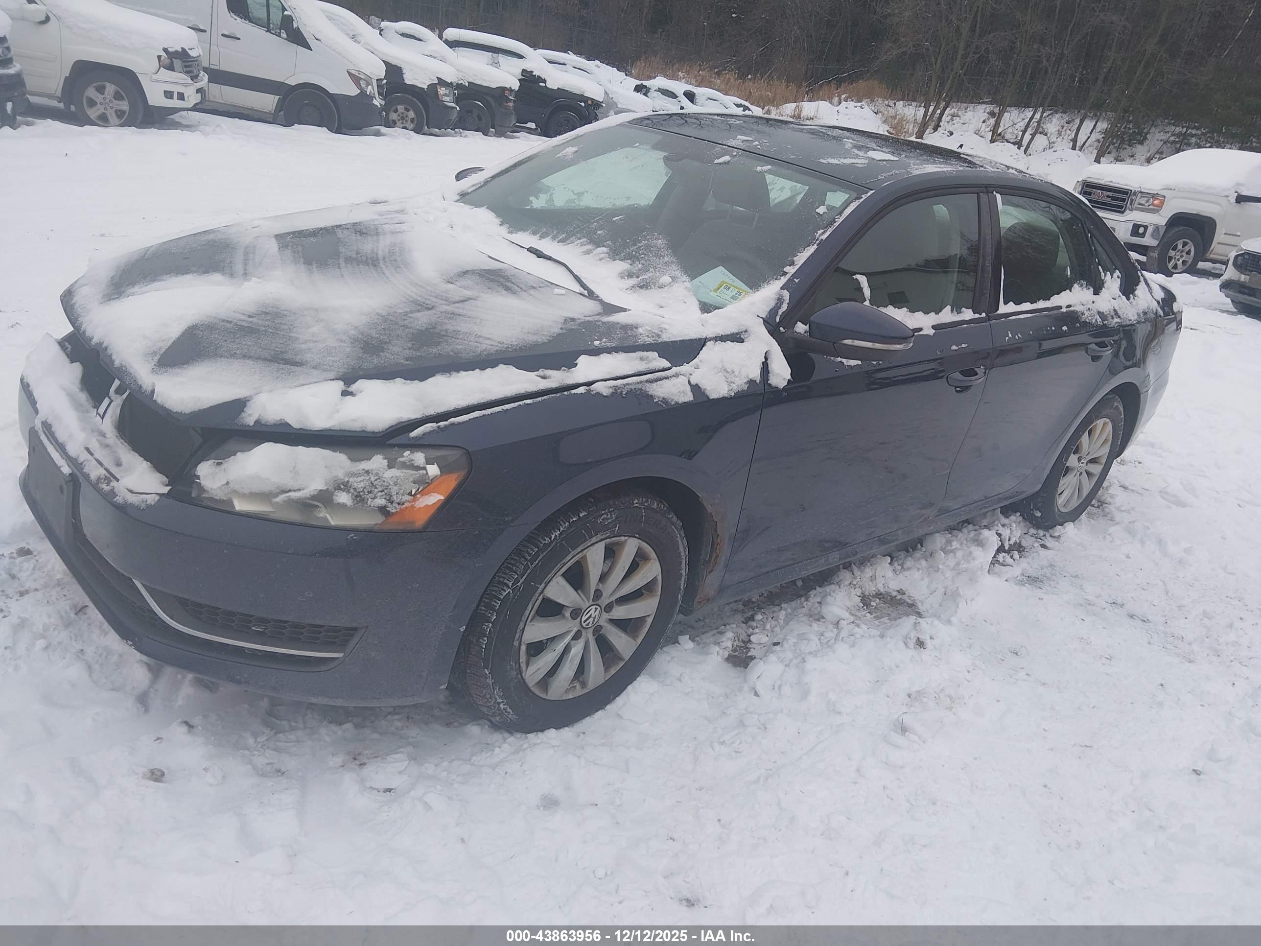 VOLKSWAGEN PASSAT image 2