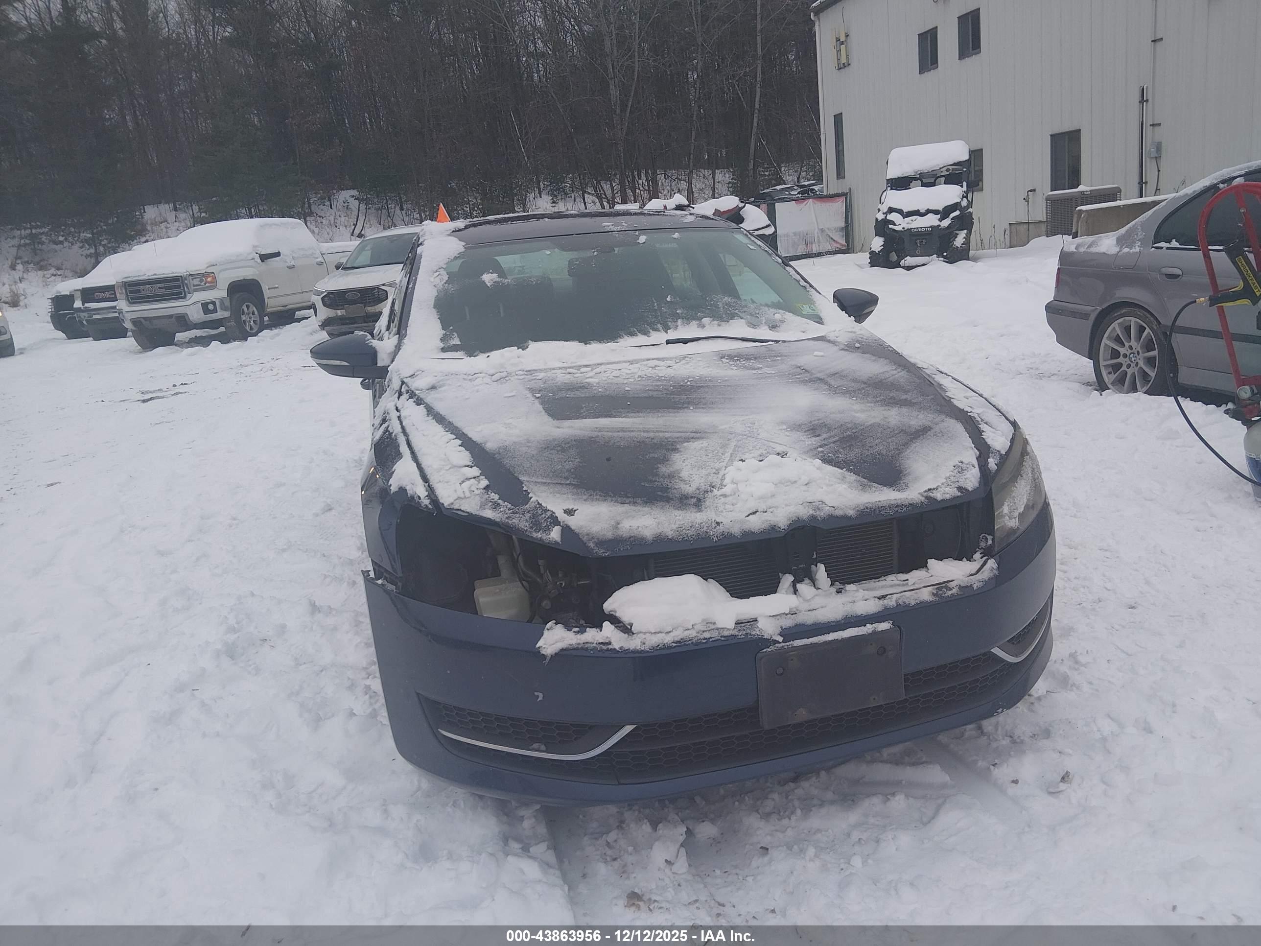 VOLKSWAGEN PASSAT image 6