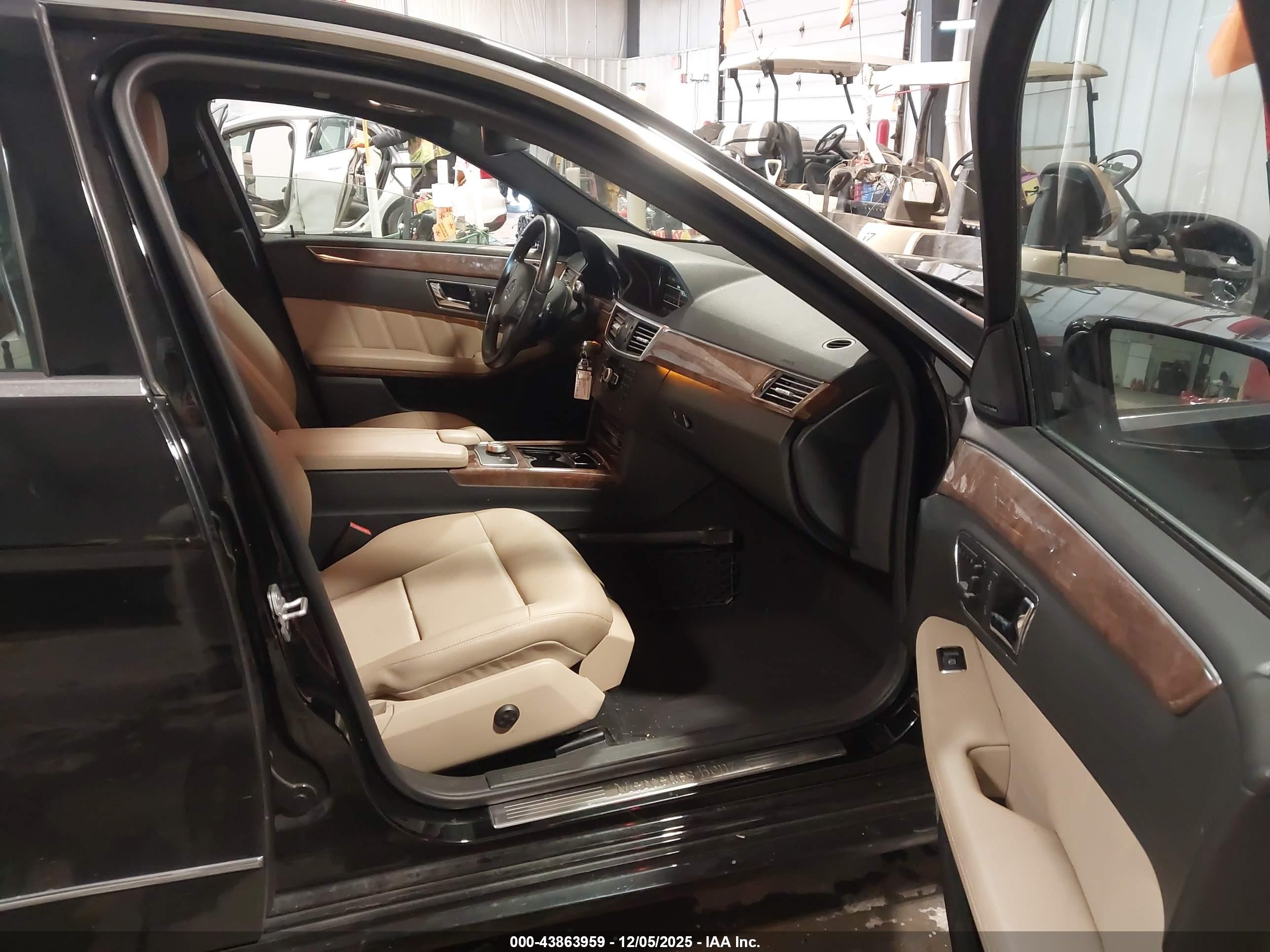 MERCEDES-BENZ E image 5