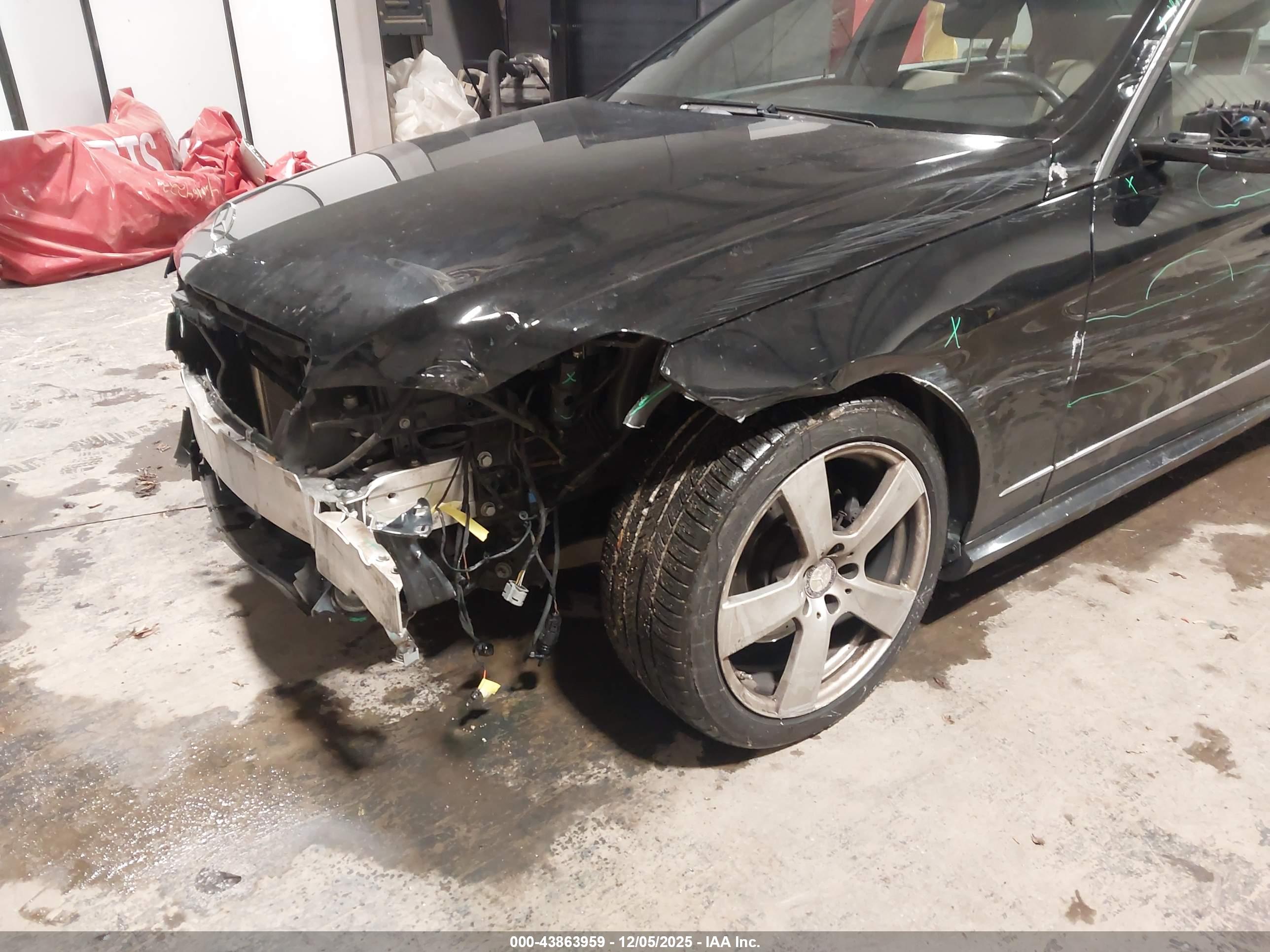 MERCEDES-BENZ E image 6