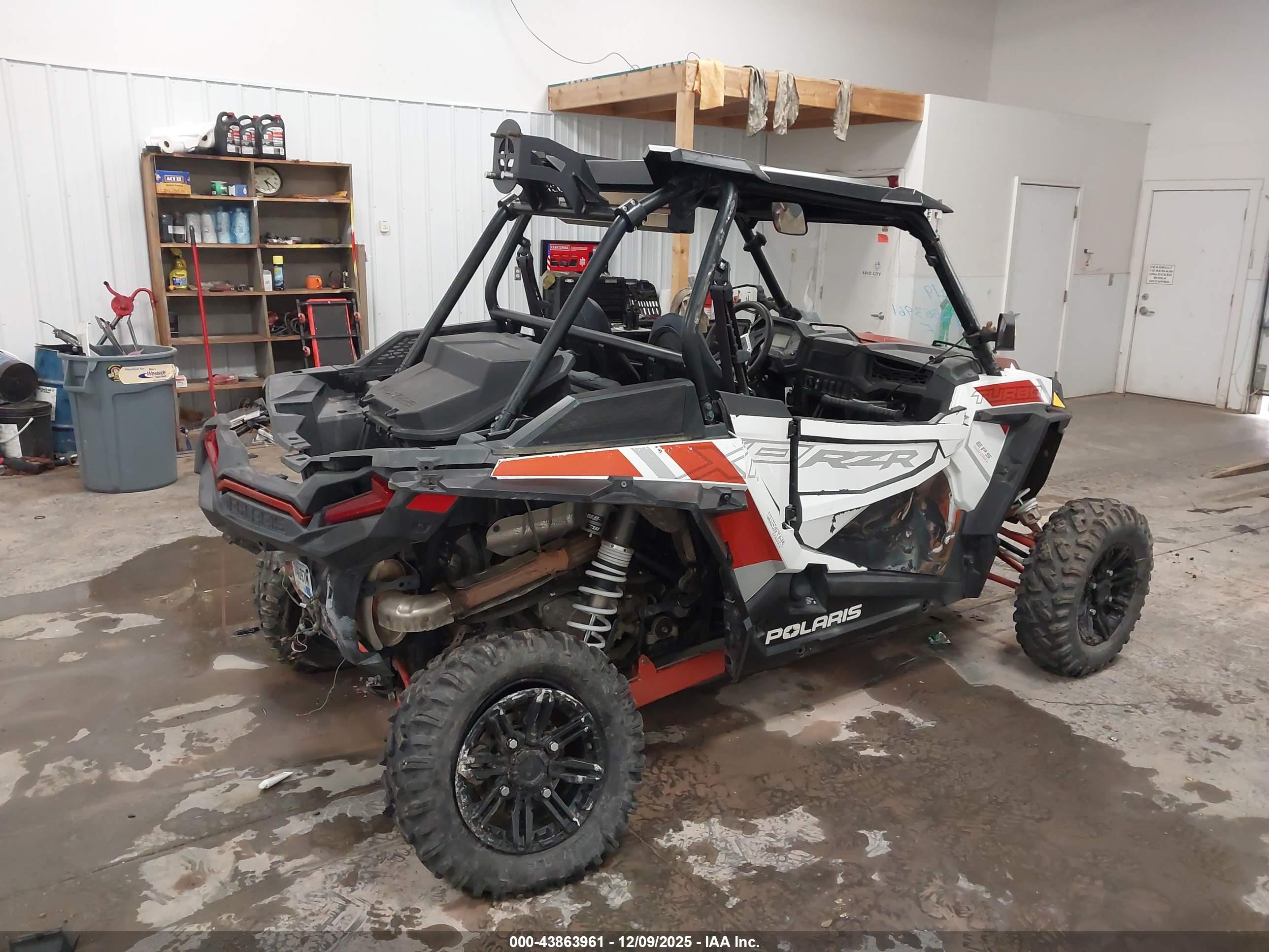 POLARIS RZR image 4