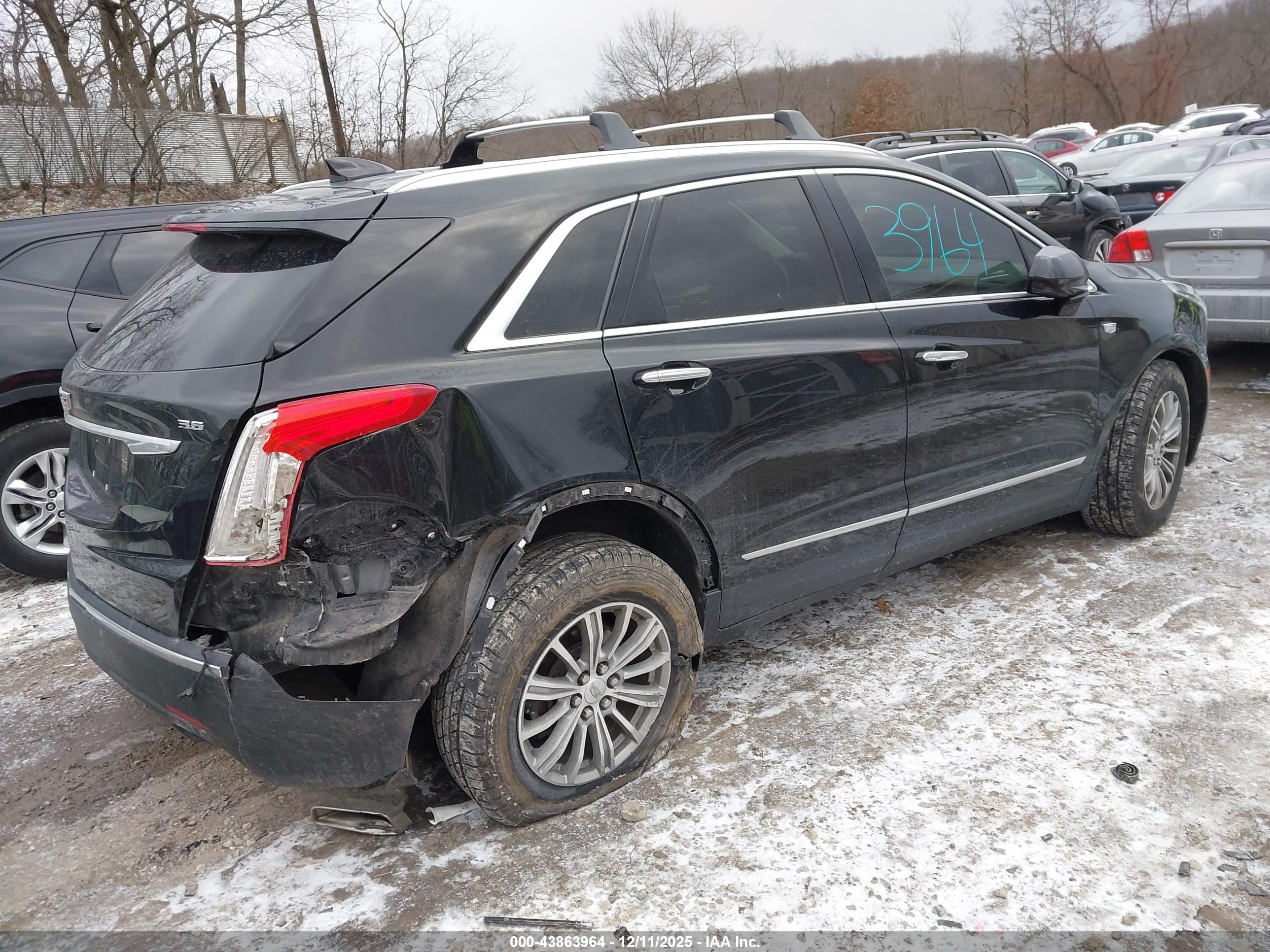 CADILLAC XT5 image 4