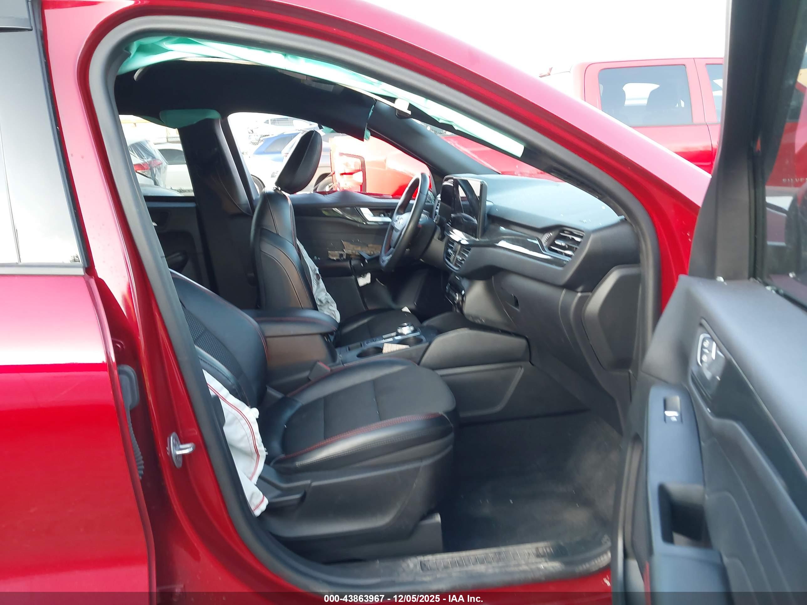 FORD ESCAPE image 5