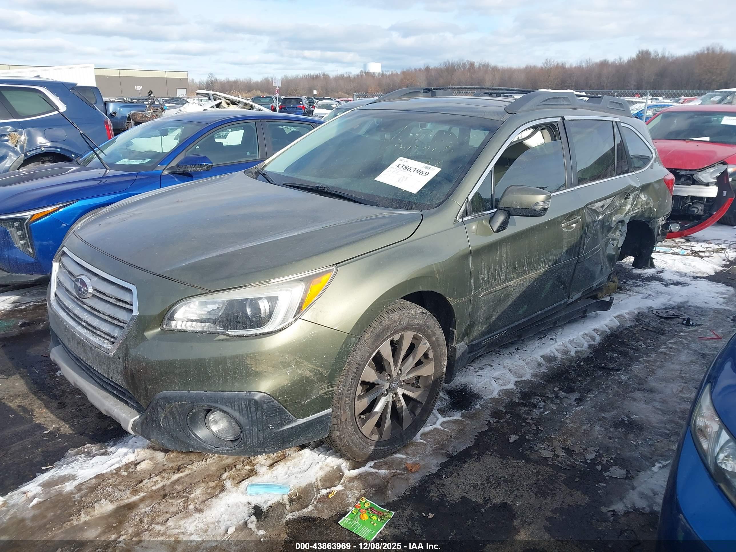 SUBARU OUTBACK image 2