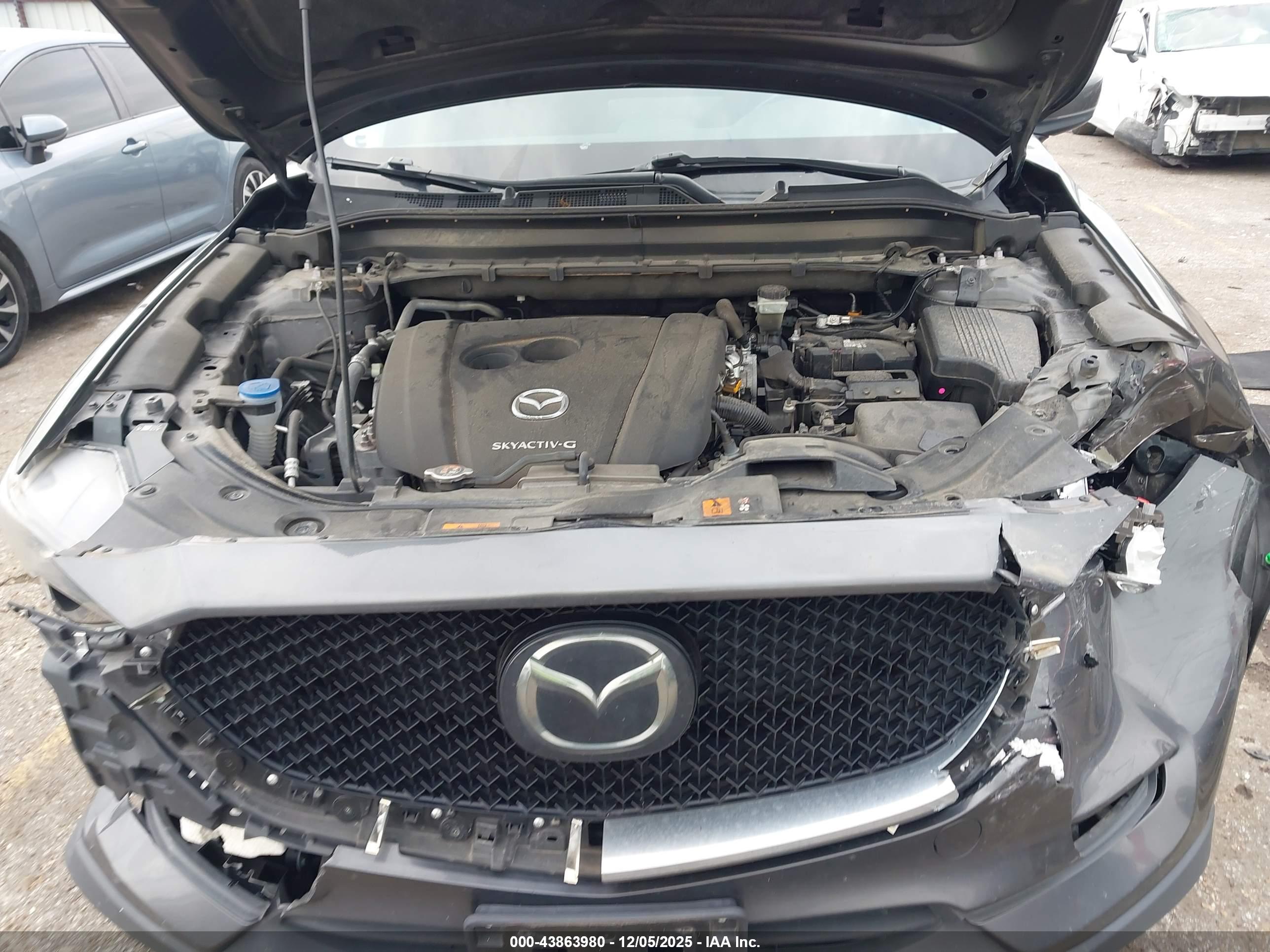 MAZDA CX-5 image 10
