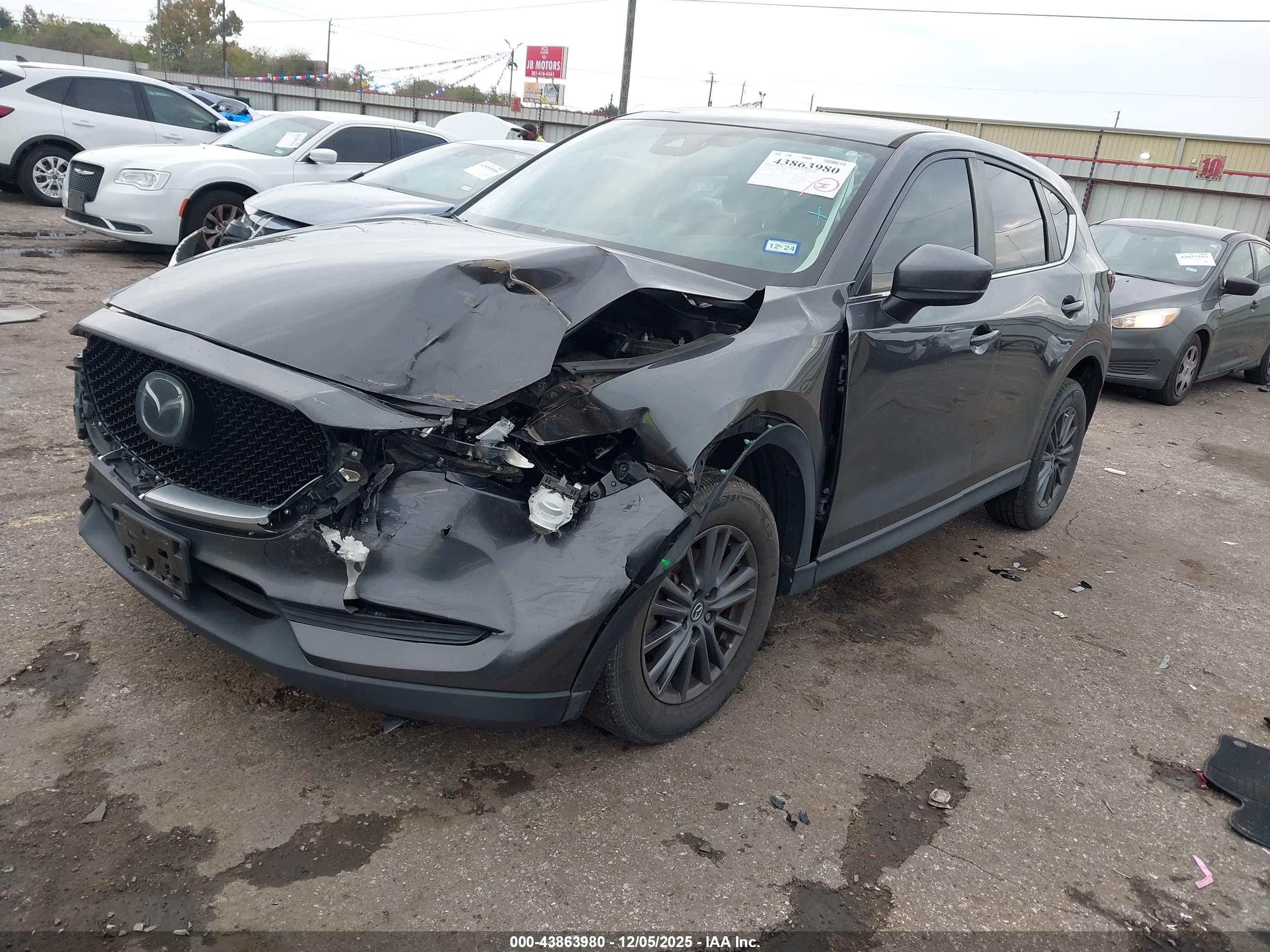 MAZDA CX-5 image 2