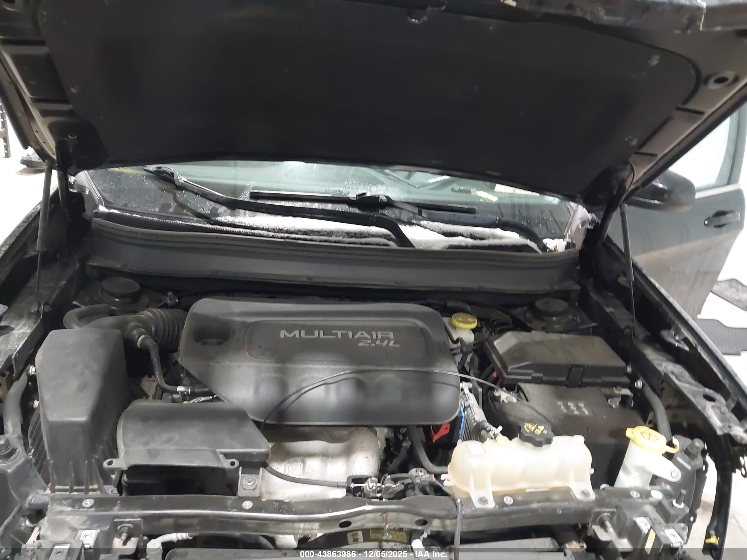 JEEP CHEROKEE image 10