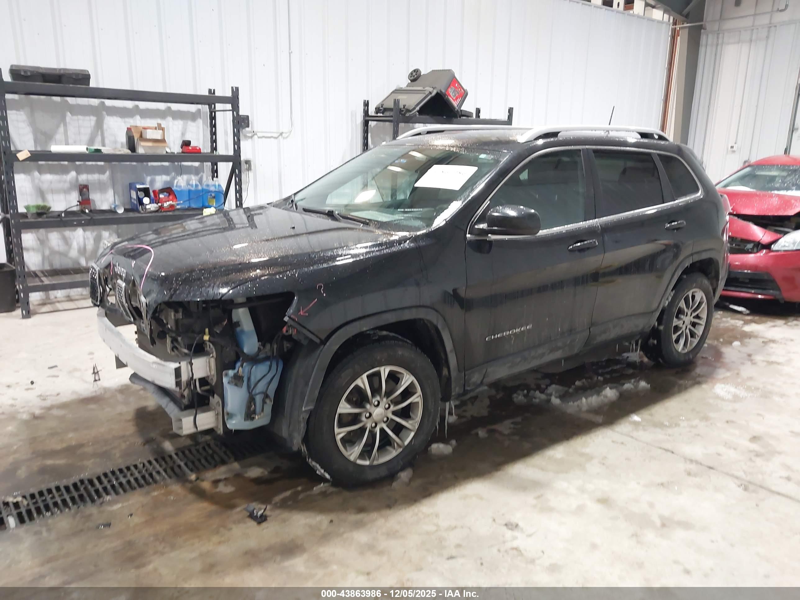 JEEP CHEROKEE image 2